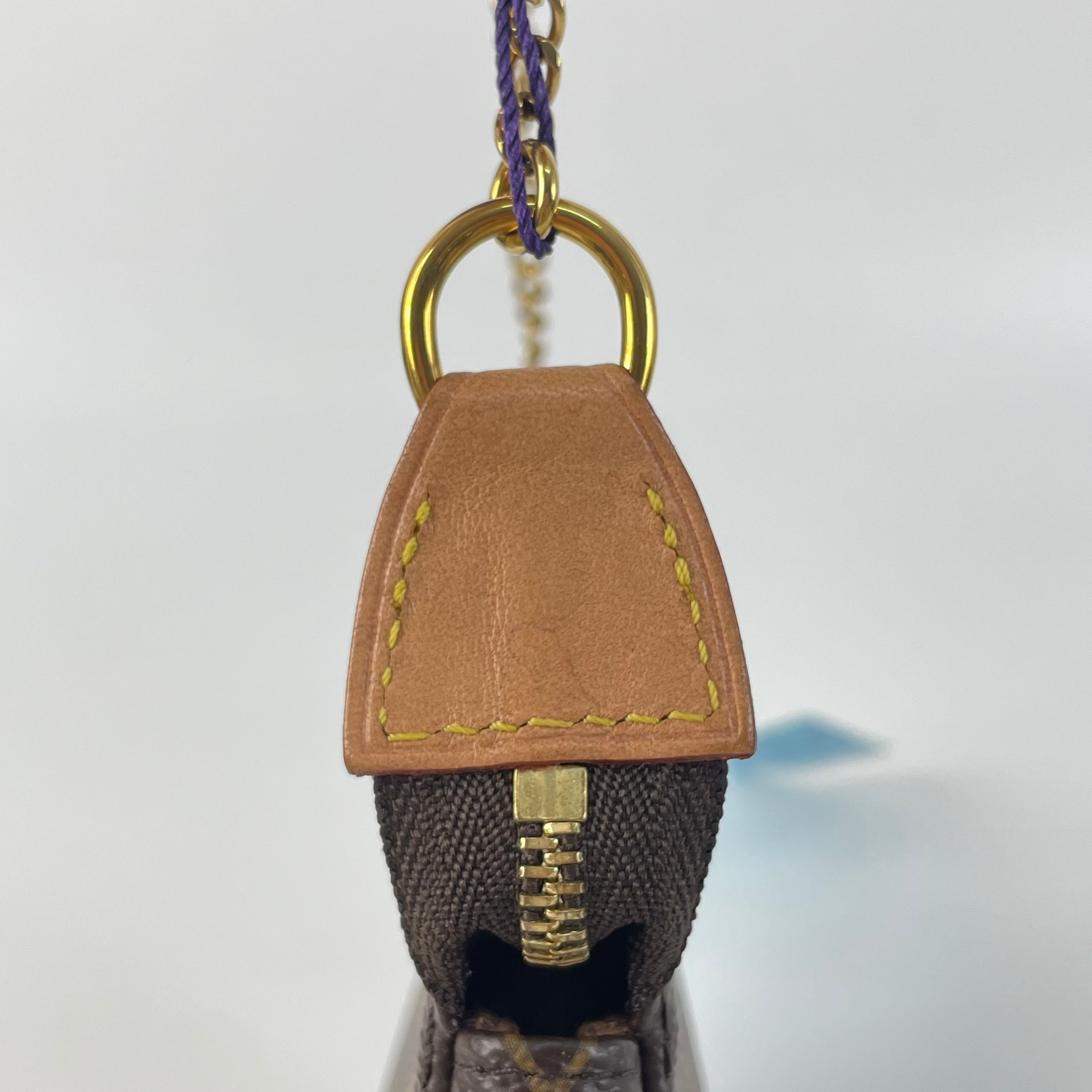 Louis Vuitton Clutch