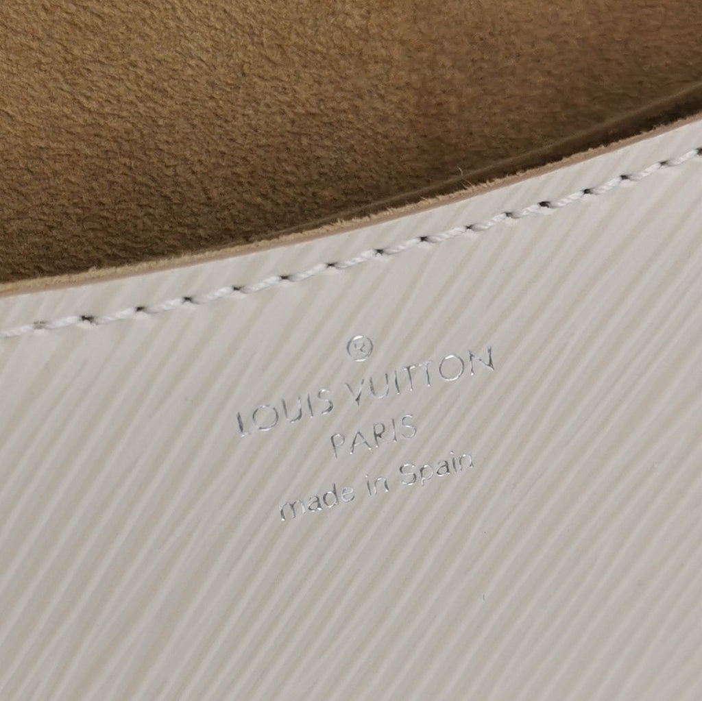 Louis Vuitton Buci Shoulder Bag M59457