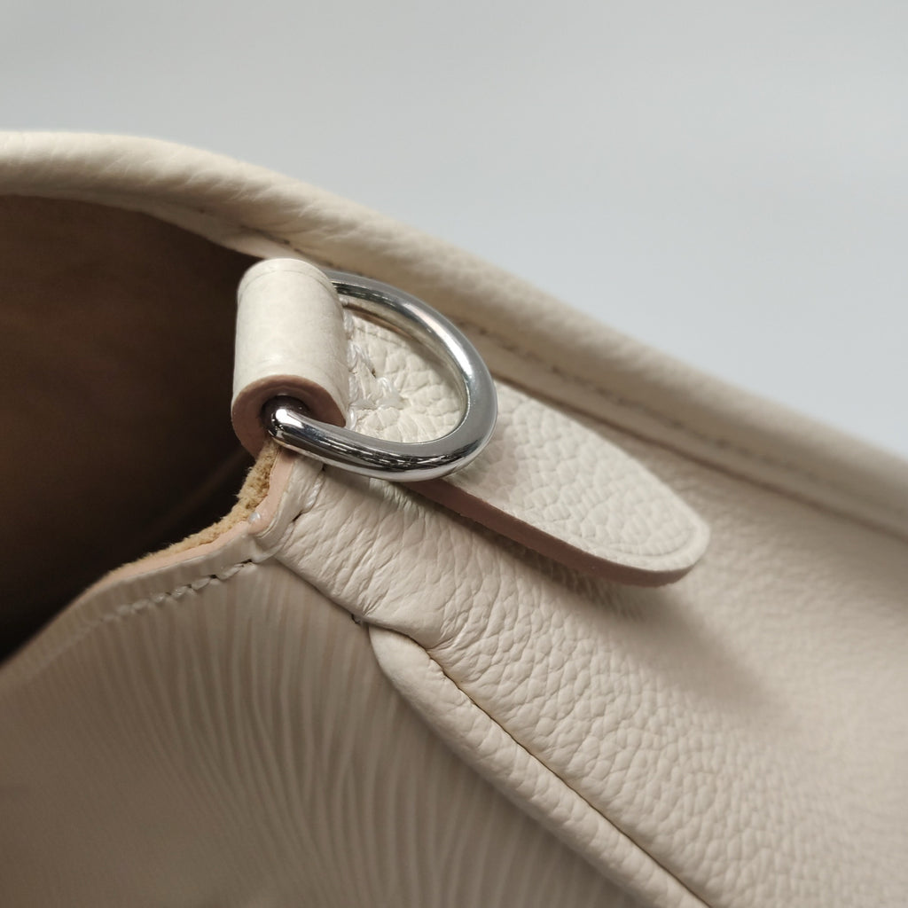Louis Vuitton Buci Shoulder Bag M59457