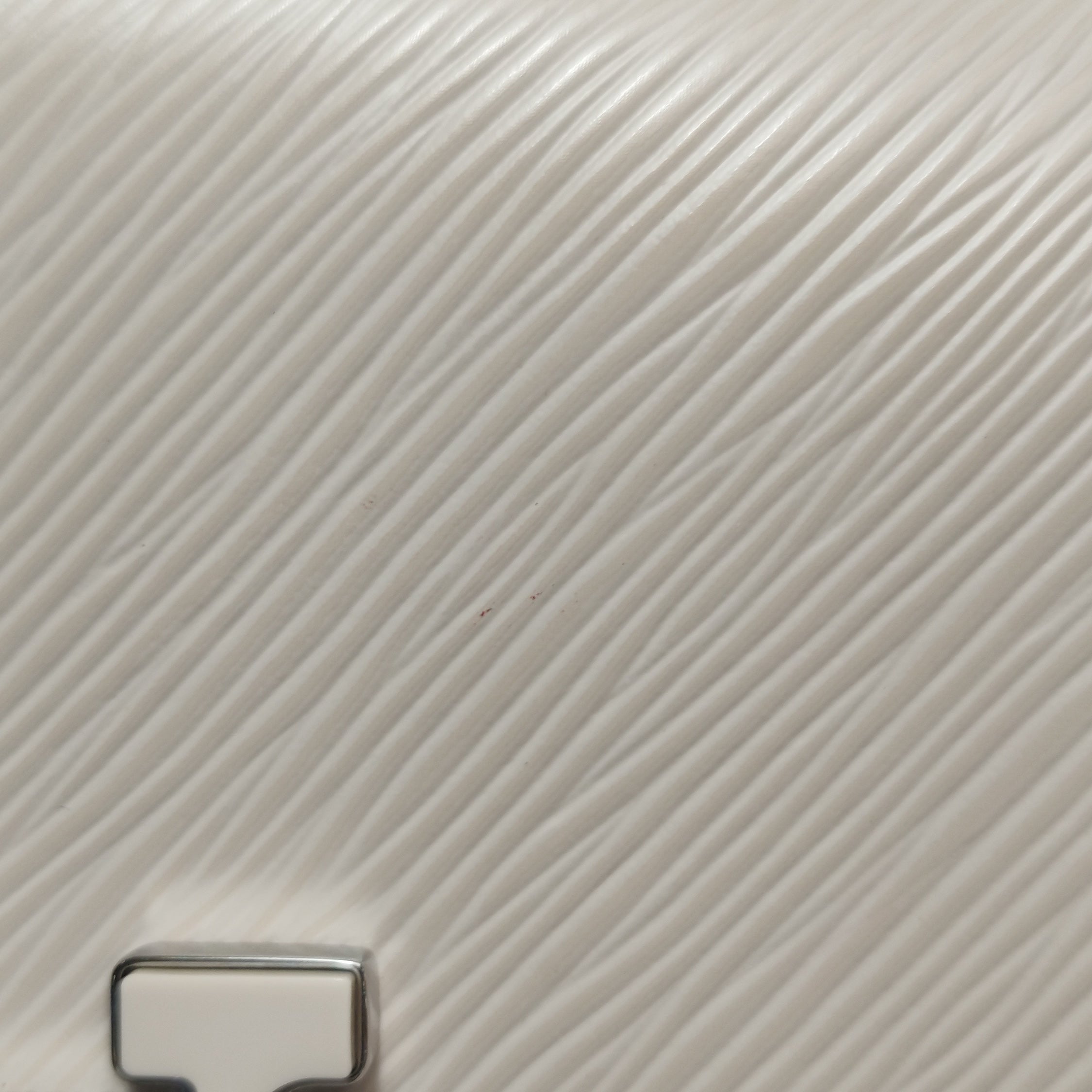 Louis Vuitton Buci Shoulder Bag M59457