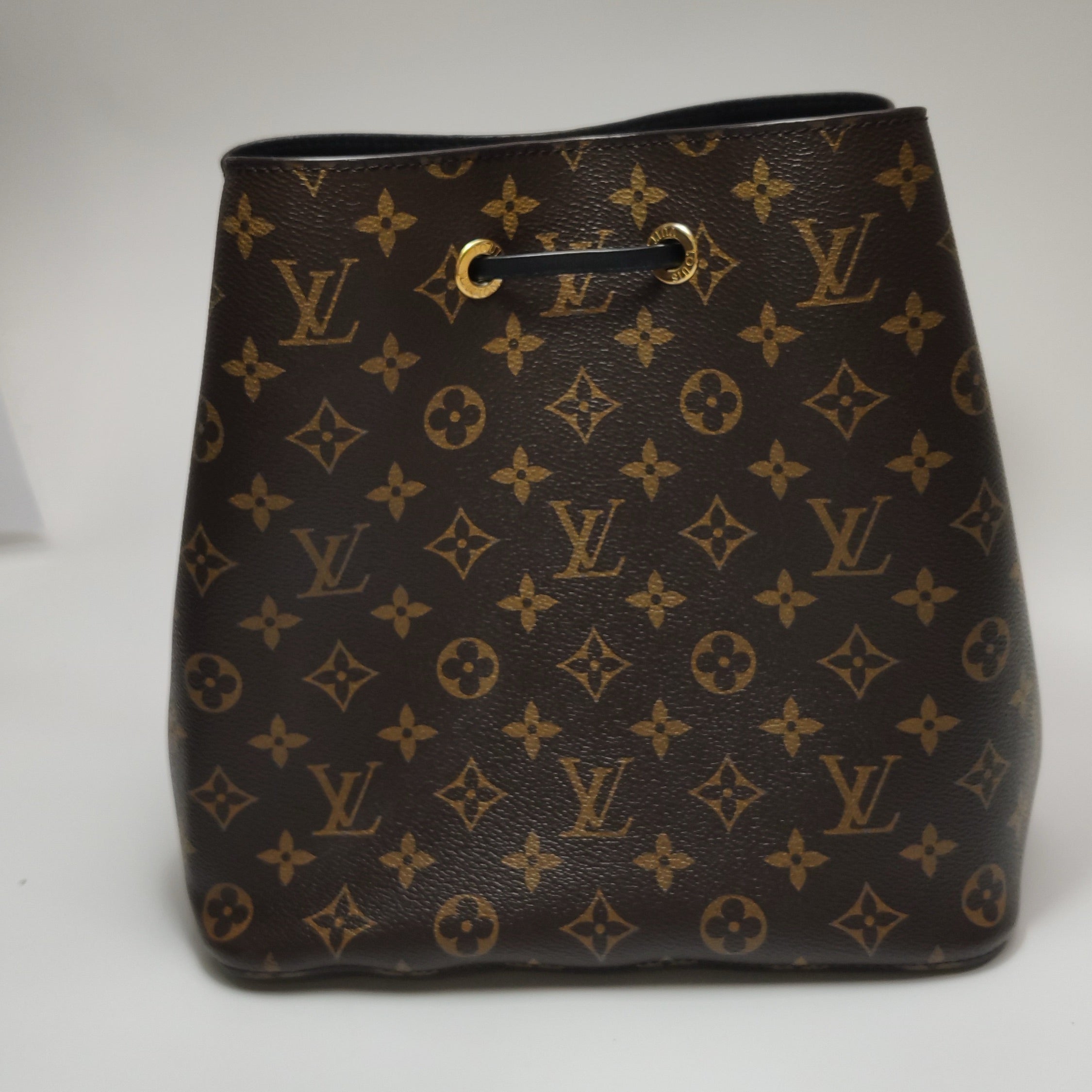 Louis Vuitton Néonoé Shoulder Bag M44020