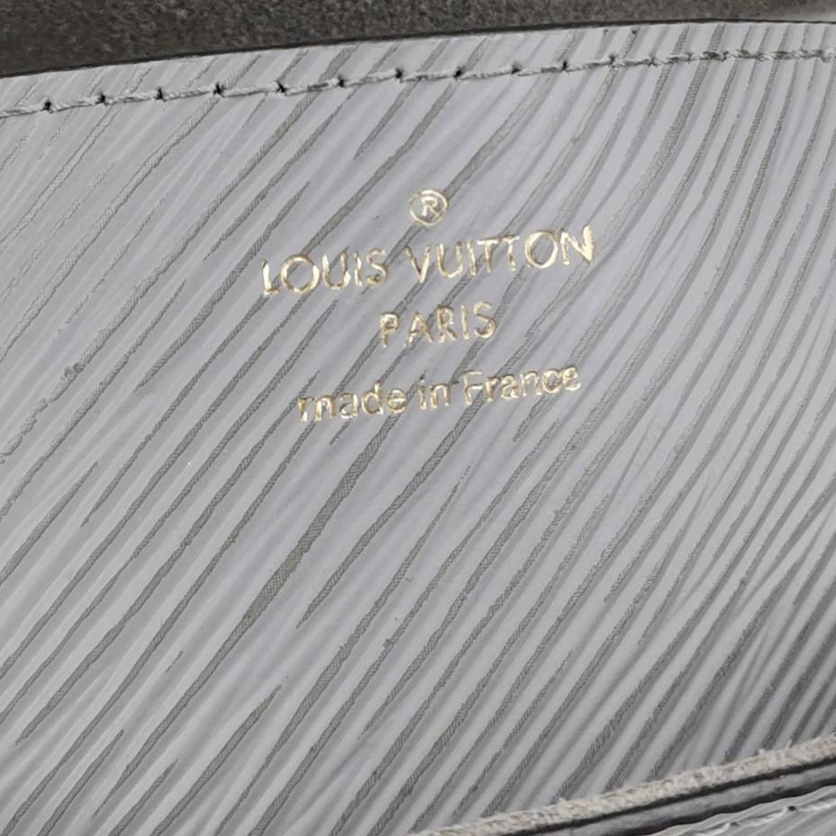 Louis Vuitton Crossbody M57319
