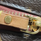 Louis Vuitton Boîte Chapeau Souple Crossbody M45578