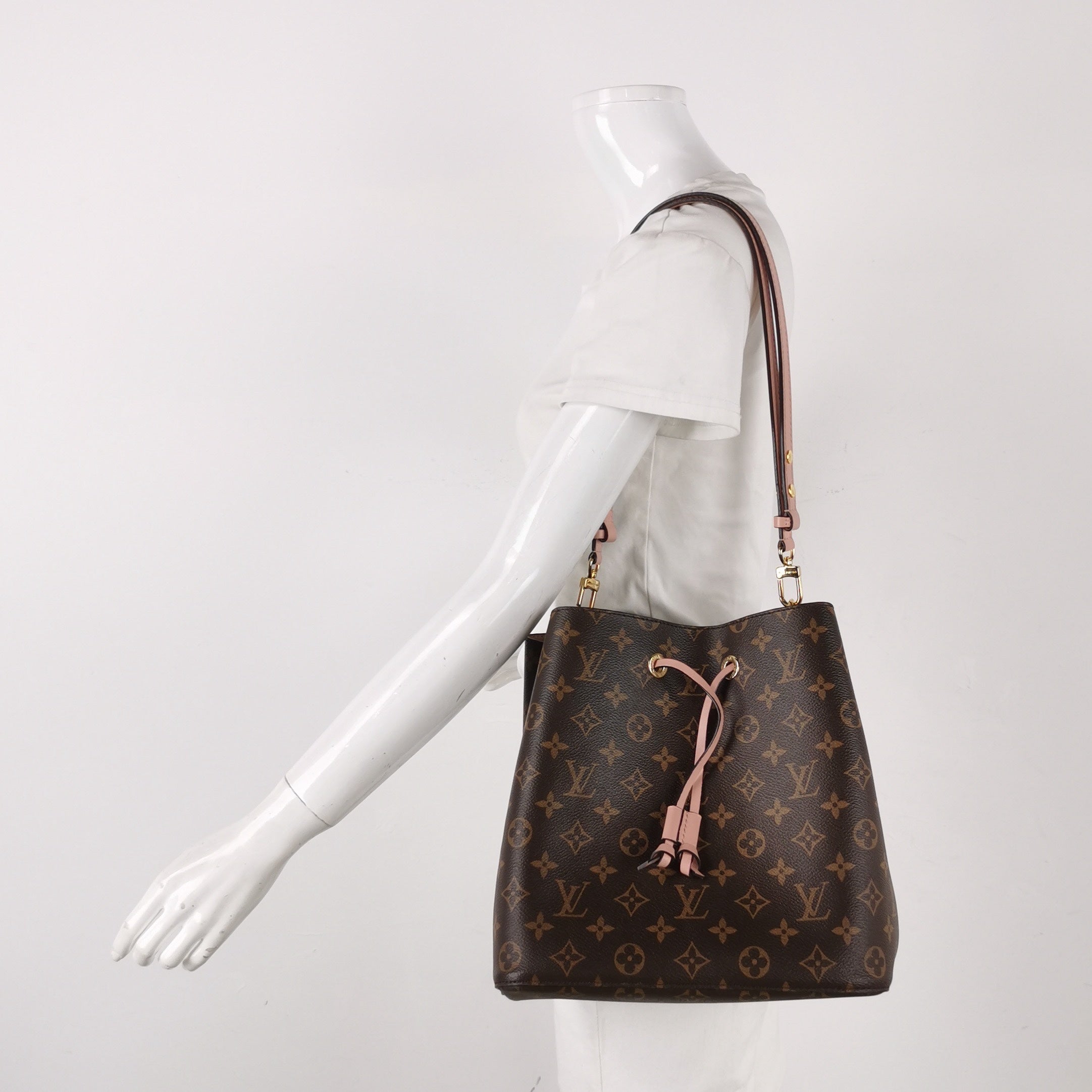 Louis Vuitton Other Shoulder Bag M44022