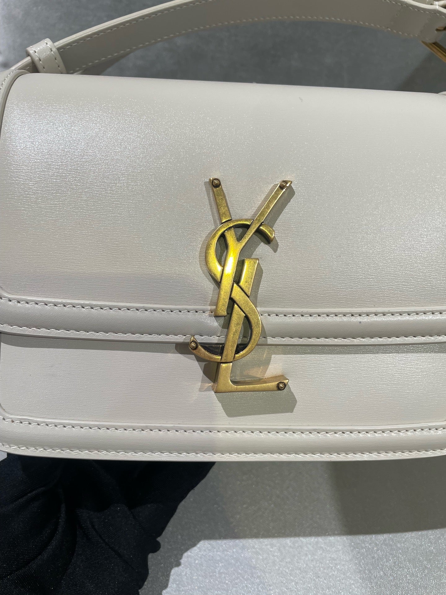 Saint laurent Monogram shoulder bag White Crossbody 6343060SX0W9207