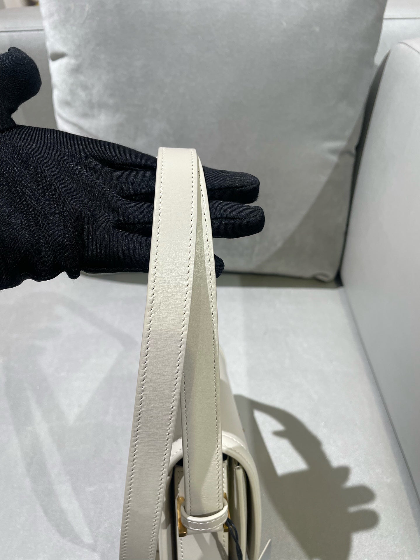 Saint laurent Monogram shoulder bag White Crossbody 6343060SX0W9207