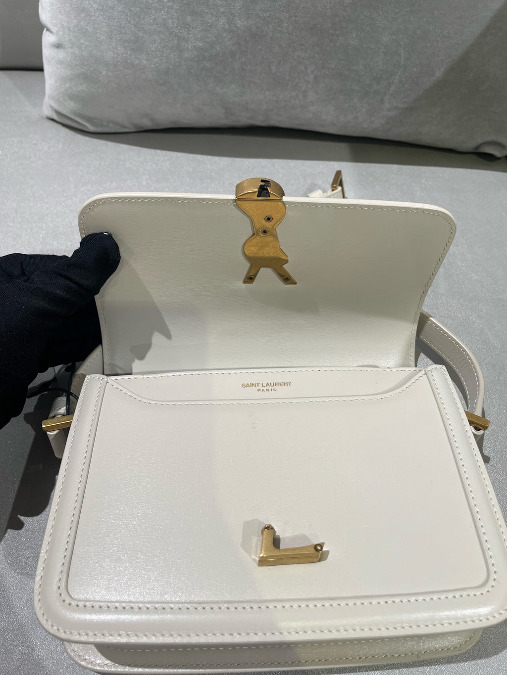 Saint laurent Monogram shoulder bag White Crossbody 6343060SX0W9207