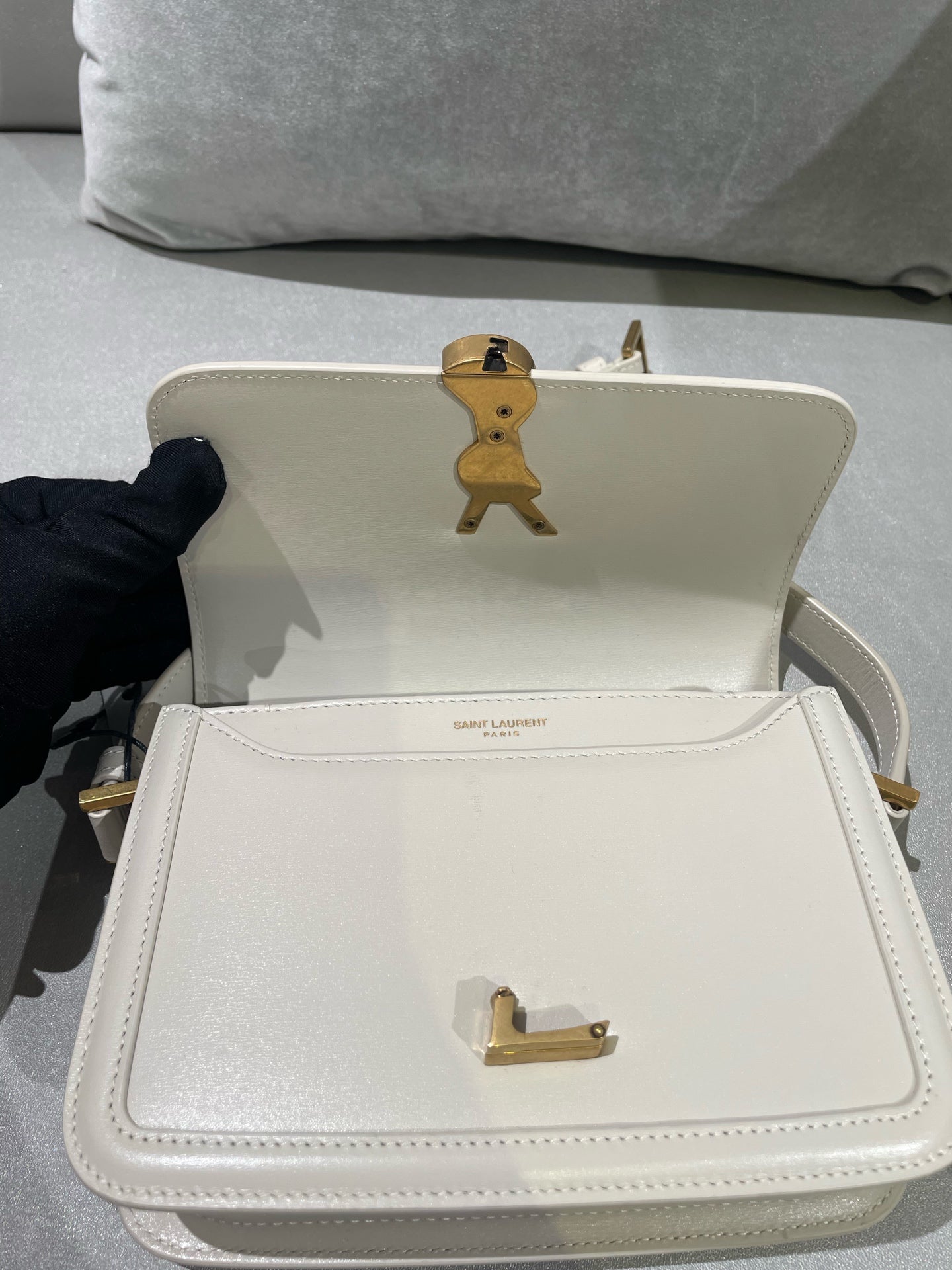 Saint laurent Monogram shoulder bag White Crossbody 6343060SX0W9207
