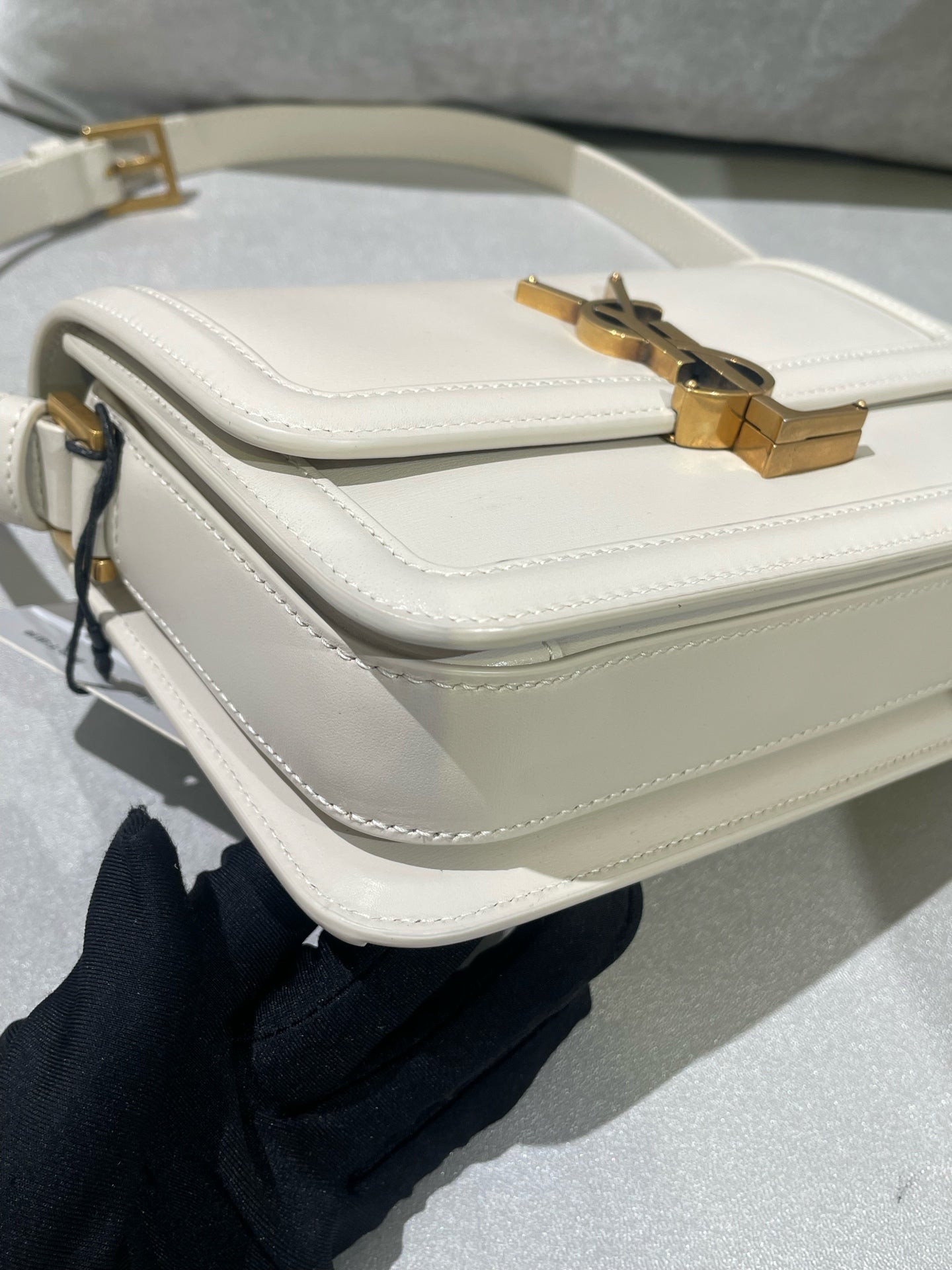 Saint laurent Monogram shoulder bag White Crossbody 6343060SX0W9207