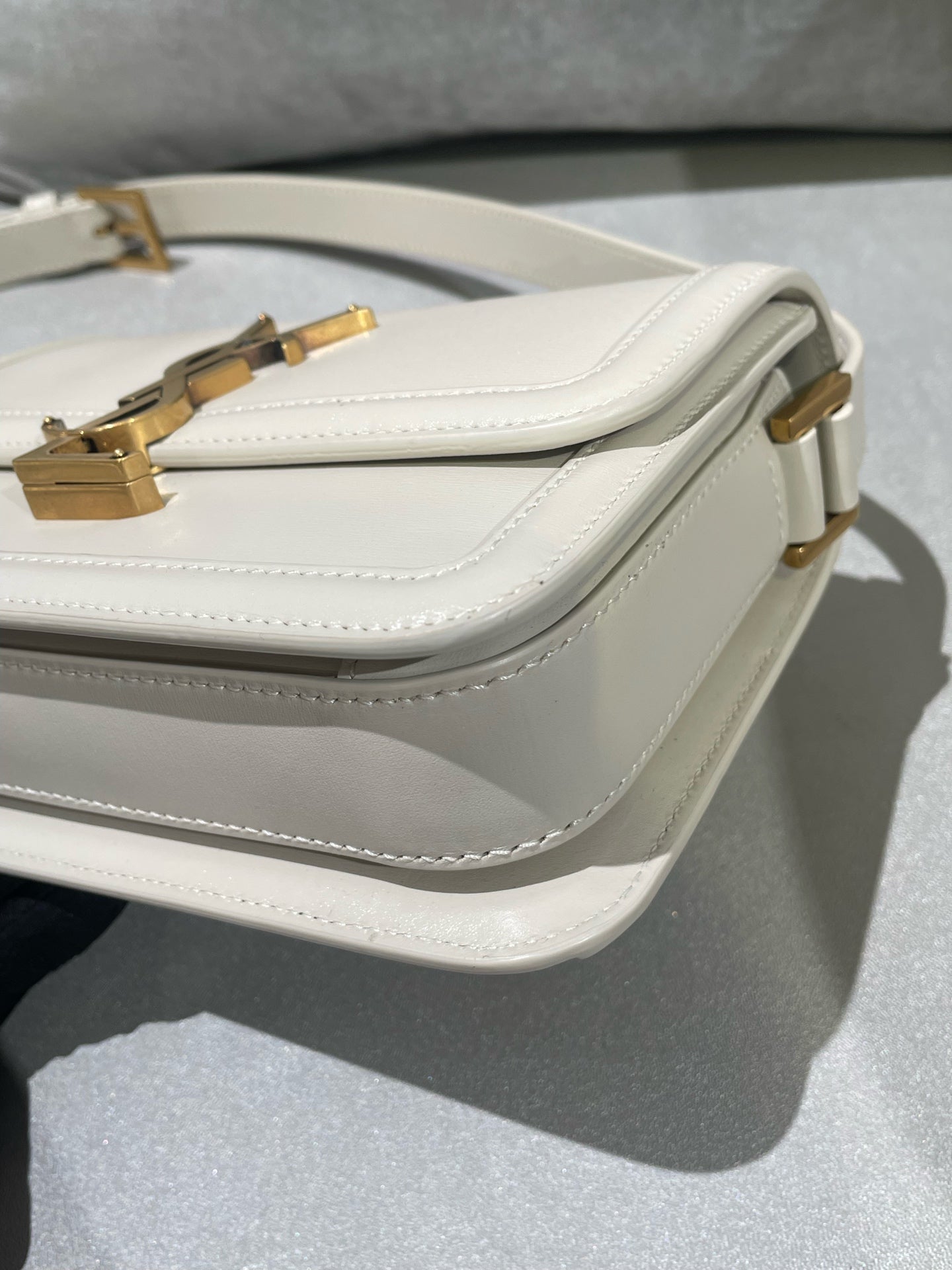 Saint laurent Monogram shoulder bag White Crossbody 6343060SX0W9207