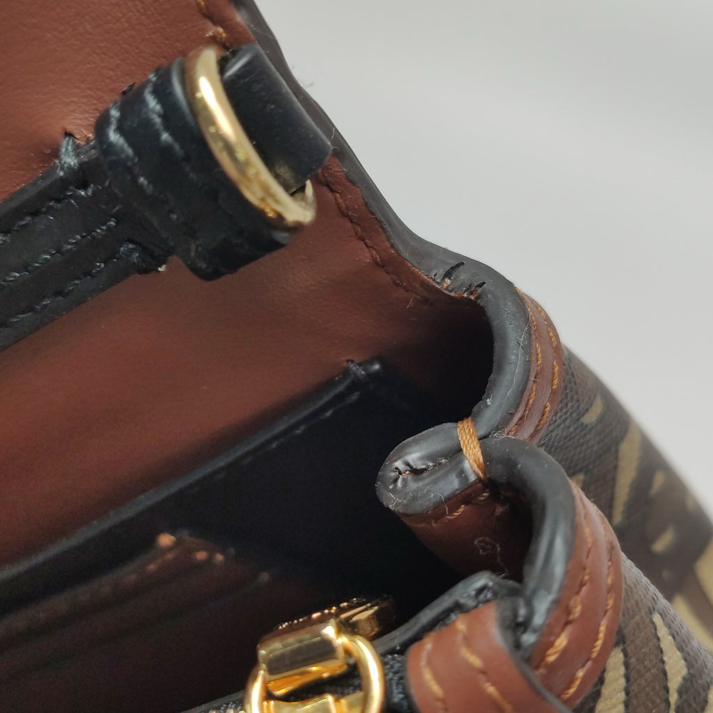 Burberry Other Crossbody 80207231