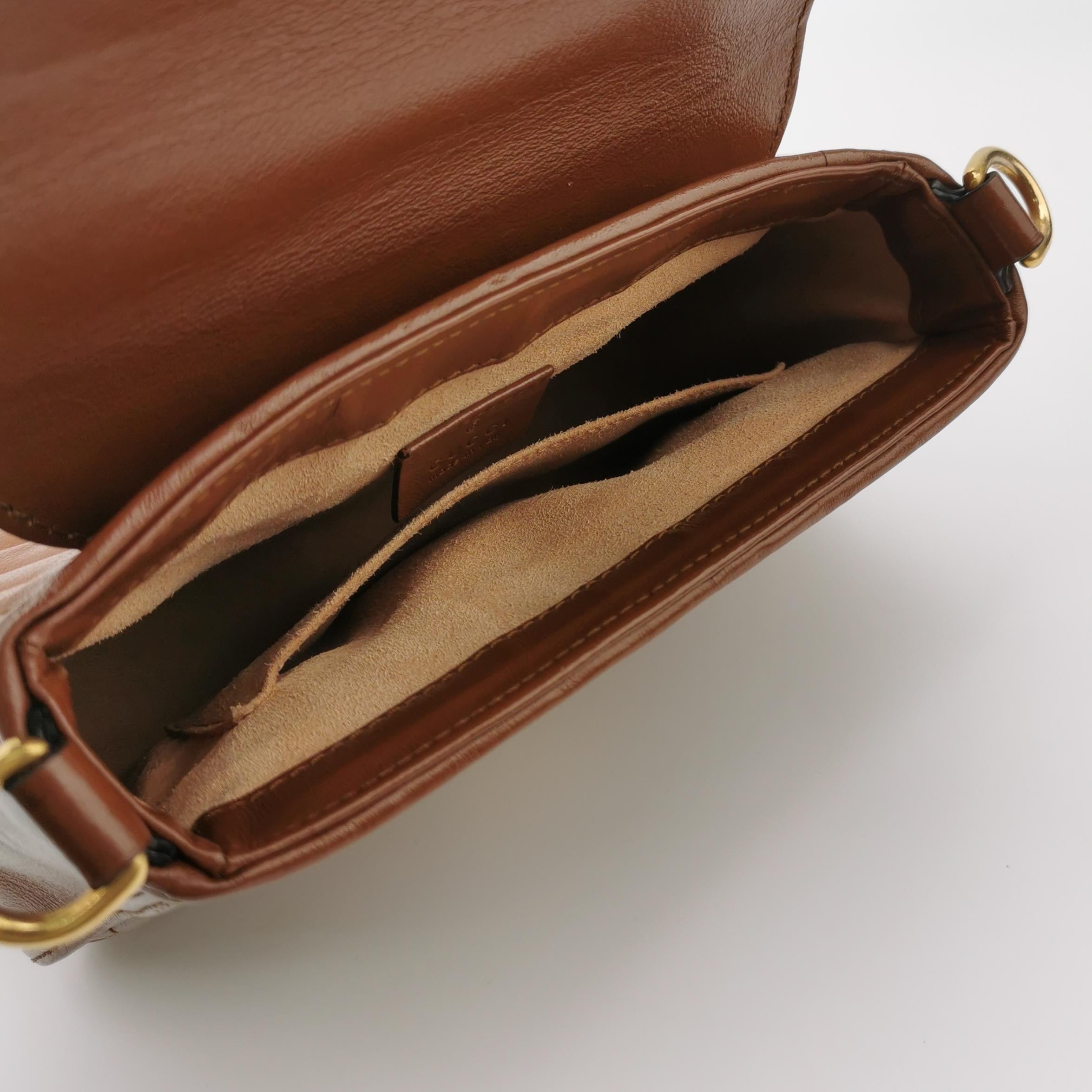 Gucci Crossbody 5835710OLFT2535