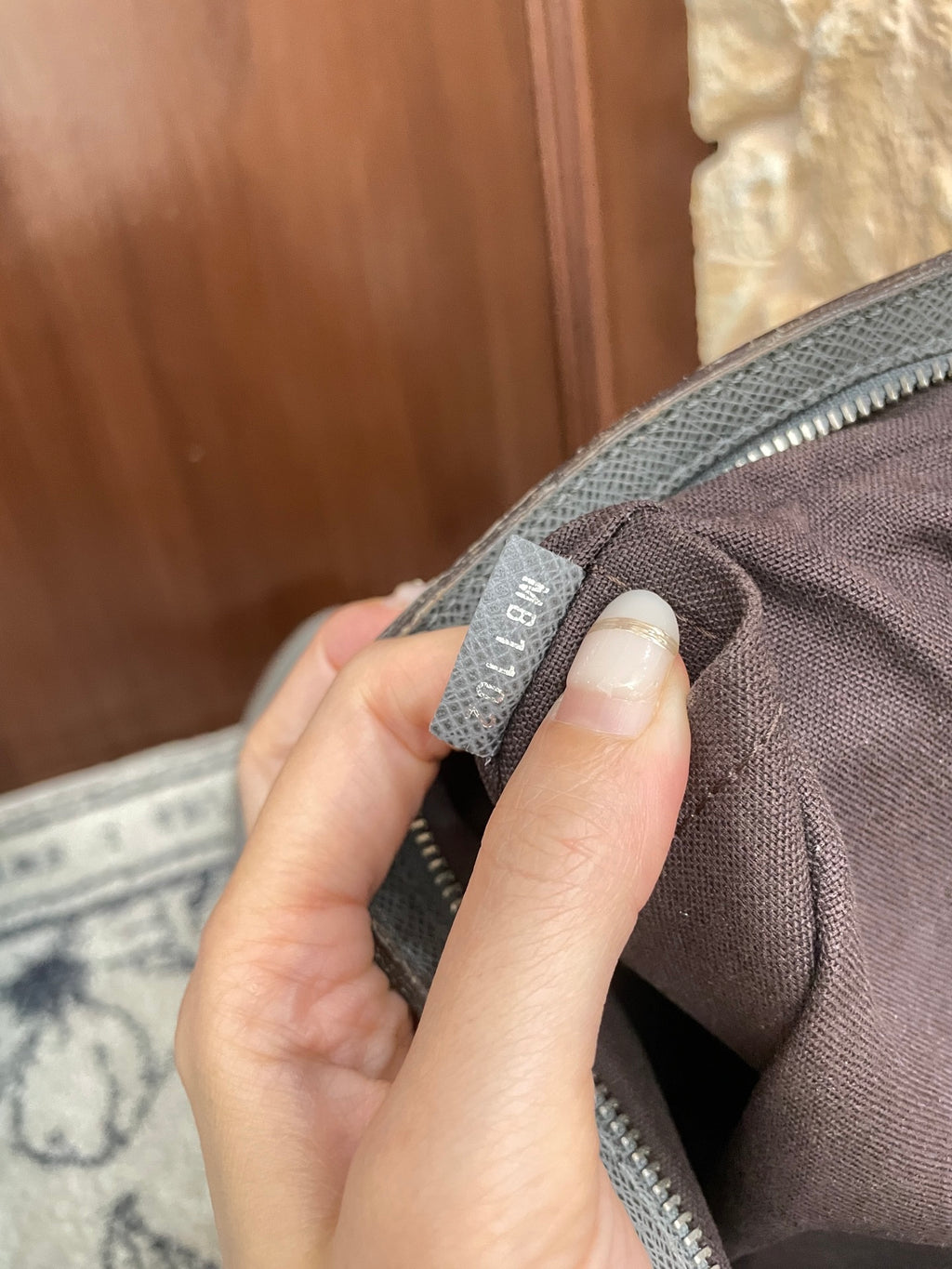 Louis Vuitton Messenger Bag