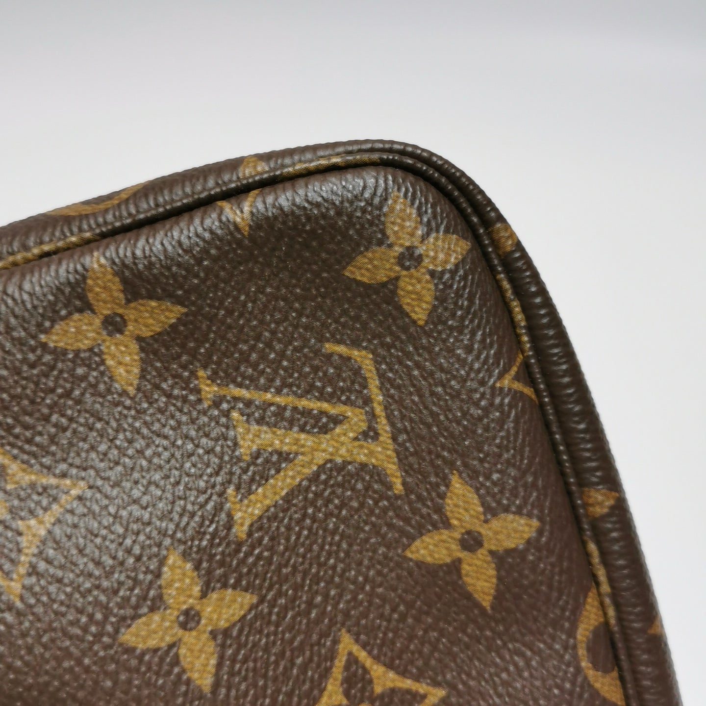 Louis Vuitton Mini Pochette Accessories M58009