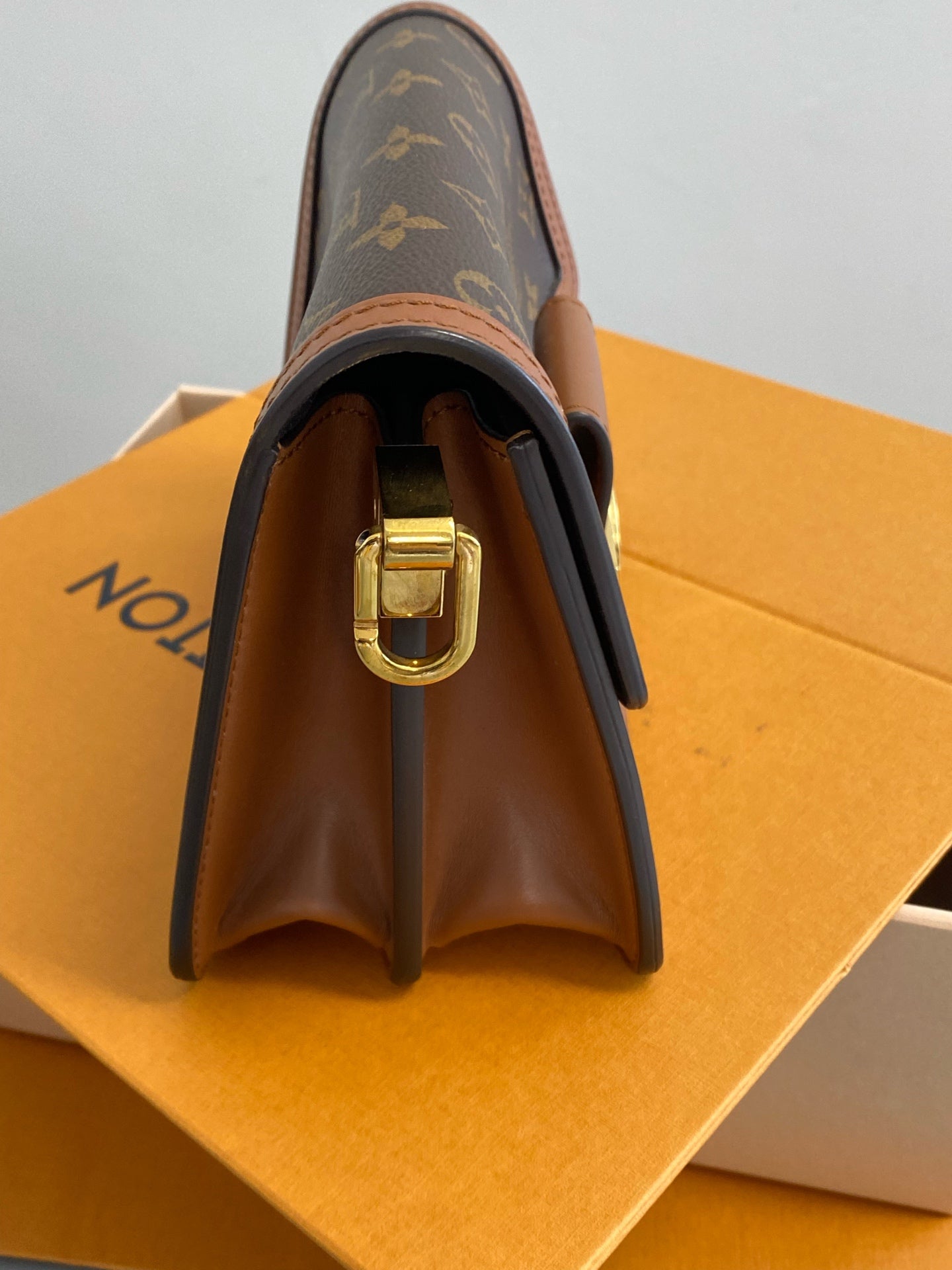 Louis Vuitton Dauphine Shoulder Bag M45959