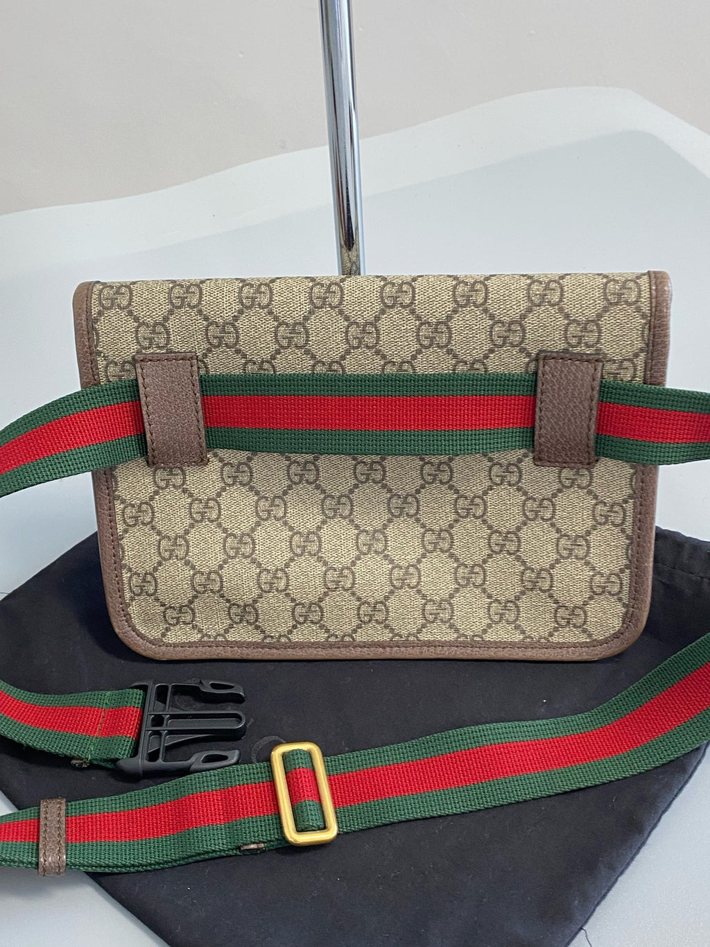 Gucci Sling Bag 4939309C2VT8745