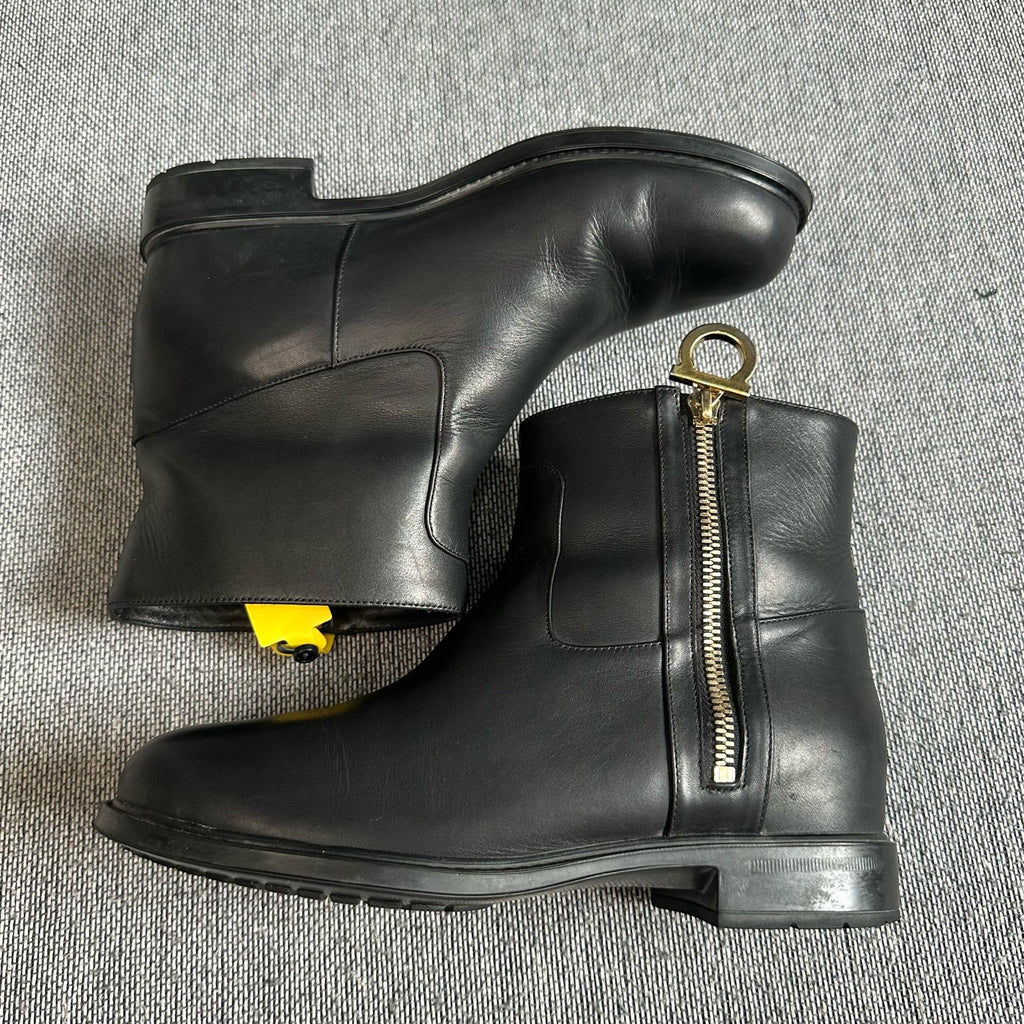 Salvatore Ferragamo Leather Ankle boots