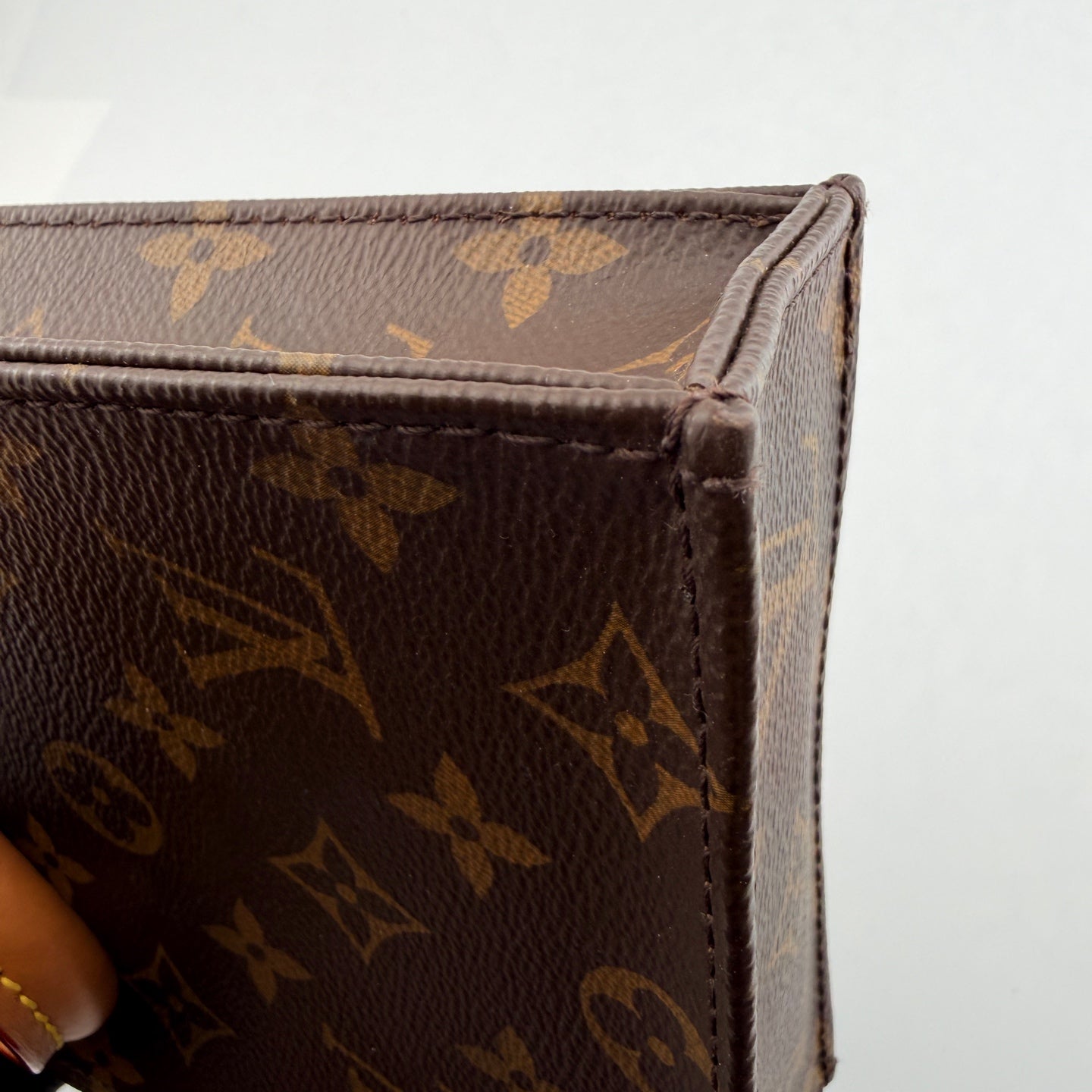 Louis Vuitton M69442