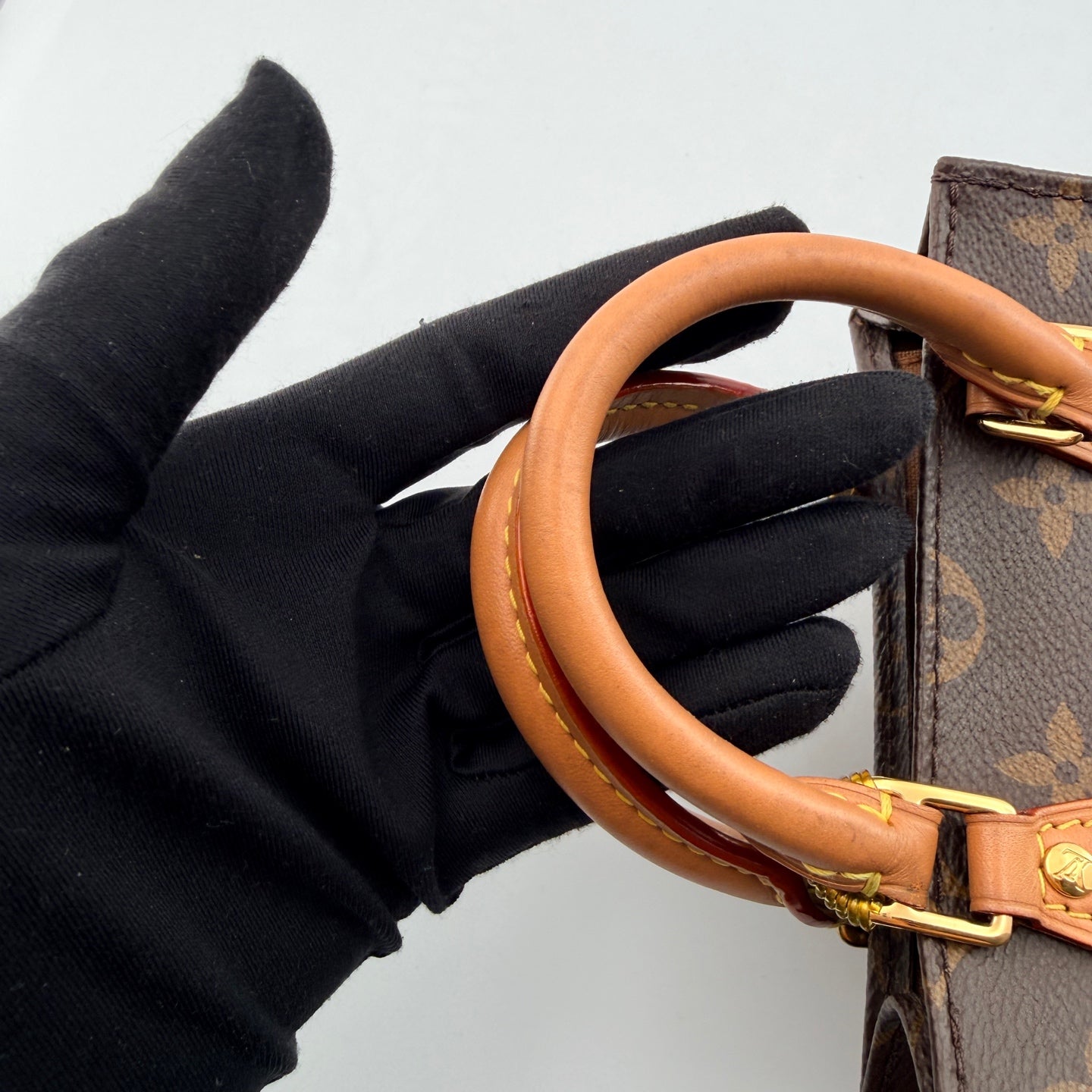 Louis Vuitton M69442