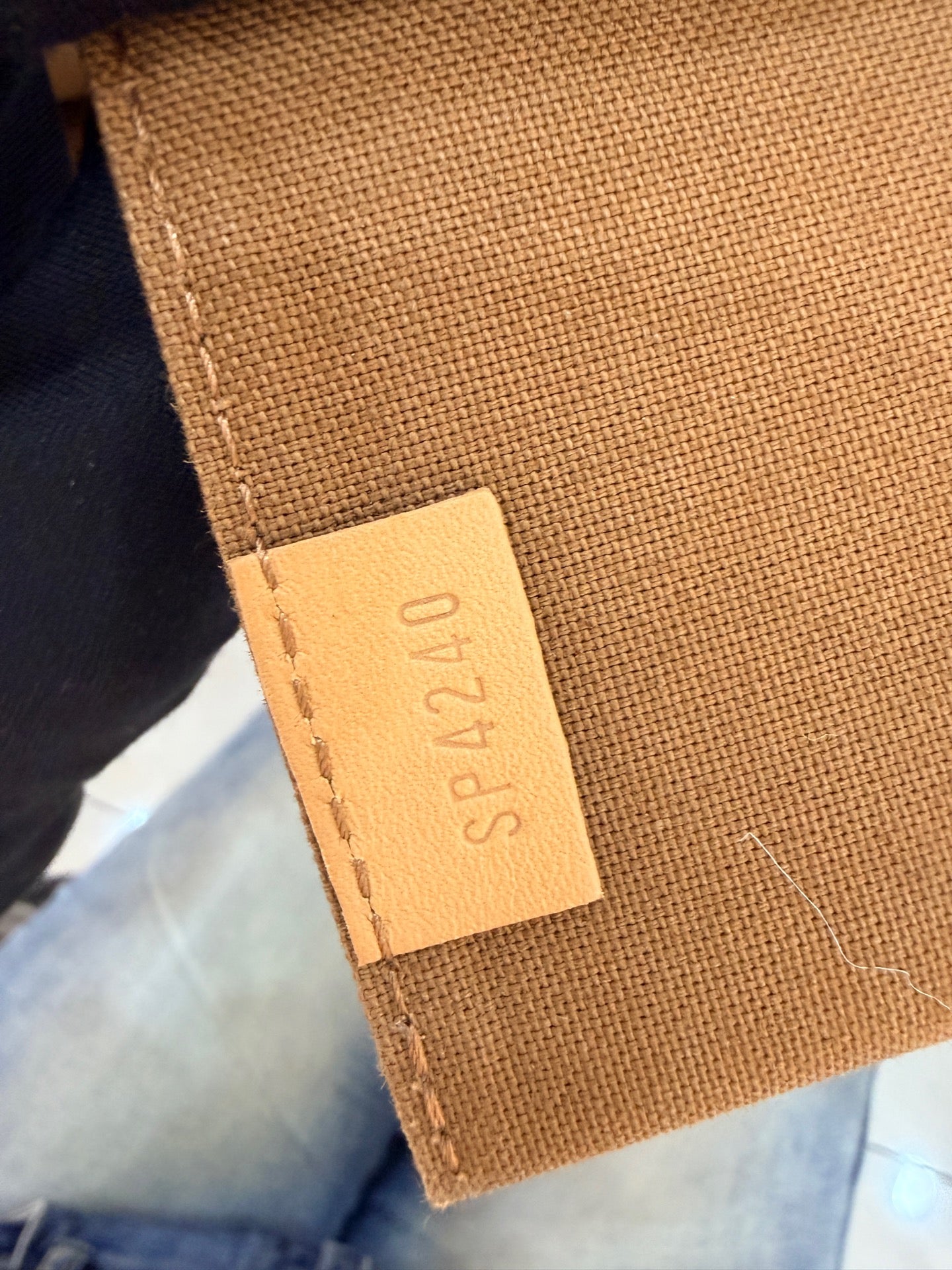 Louis Vuitton M69442