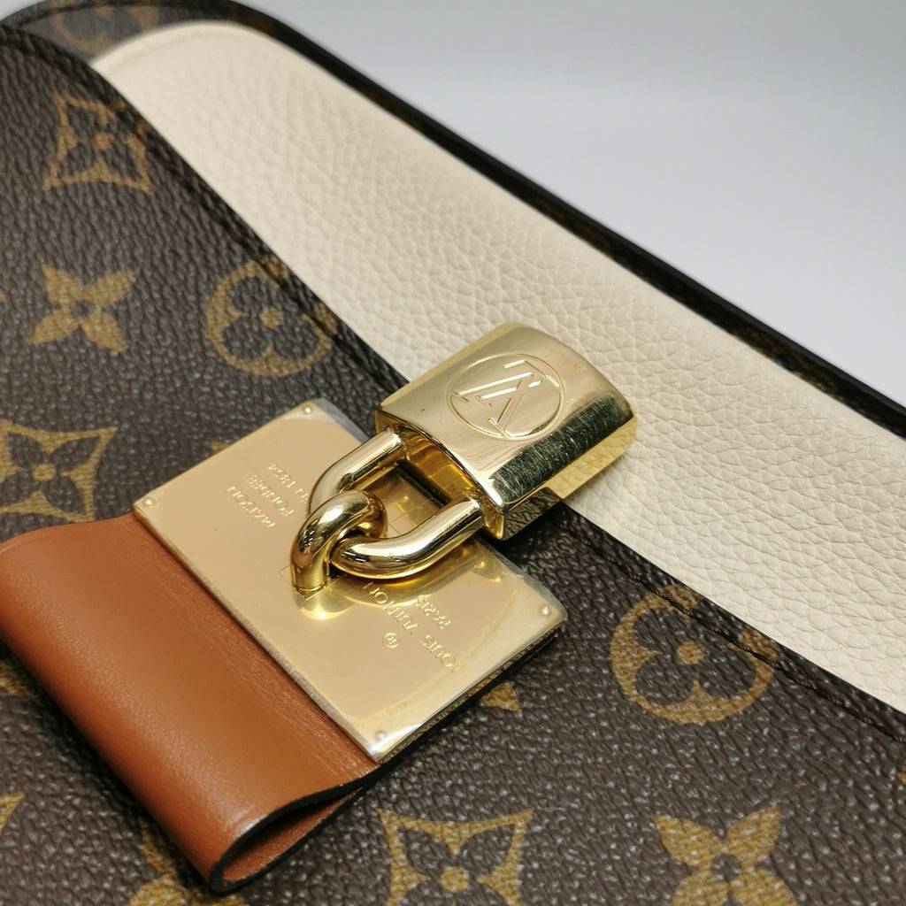 Louis Vuitton Other Crossbody M44353
