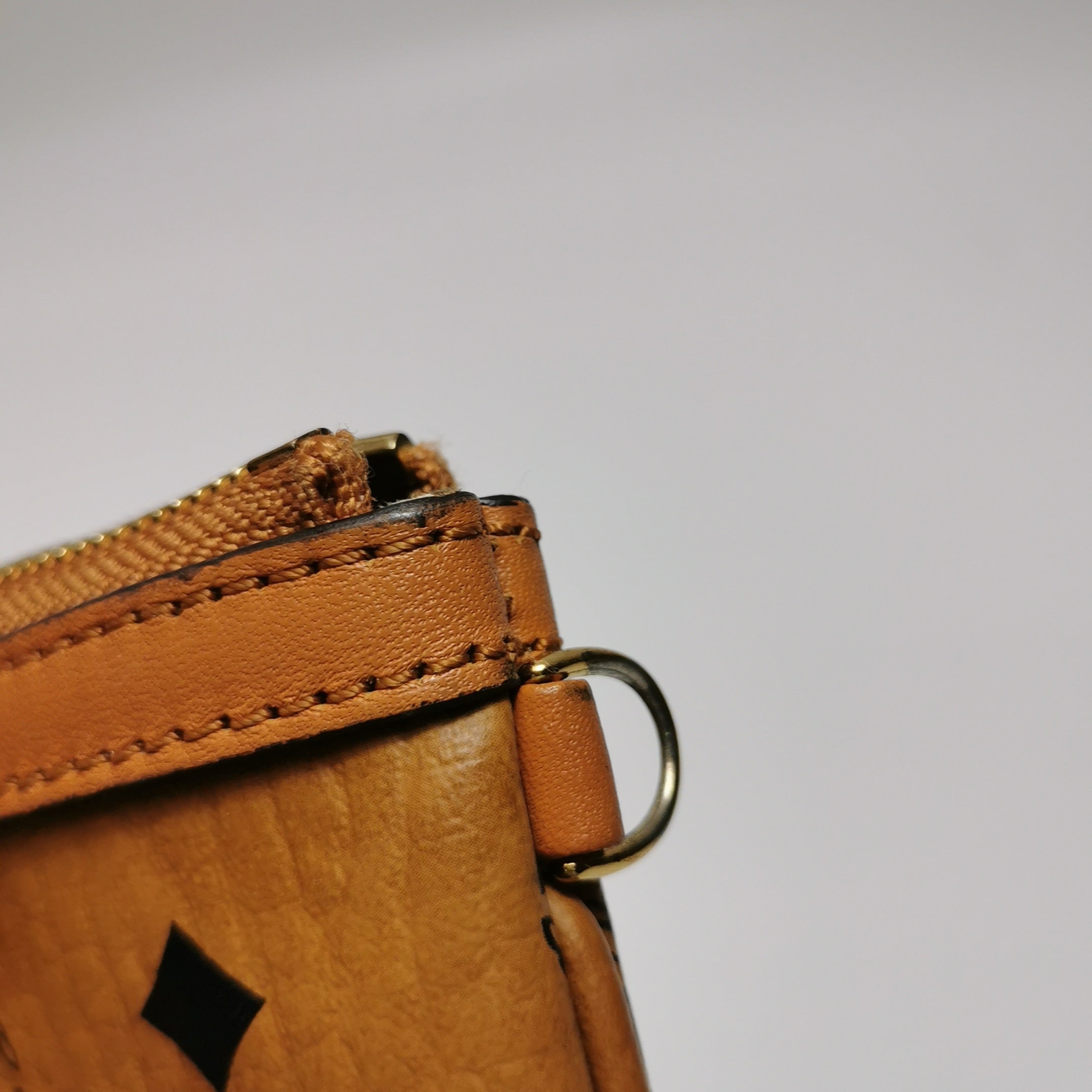 MCM Liz Visetos Canvas Tote MWPDSLR04CO001