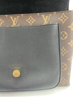 Louis Vuitton Messenger Bag