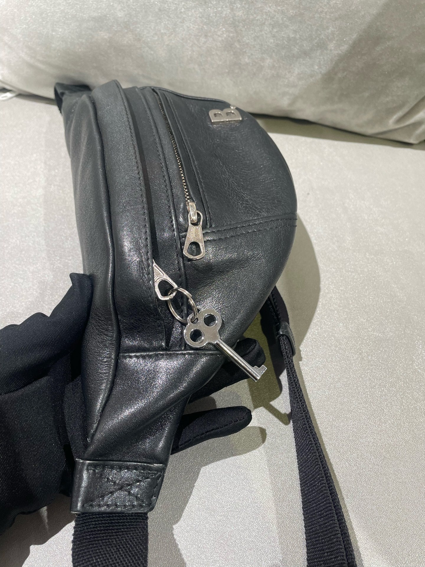 Balenciaga Belt Bag & Fanny Pack 580028-1EU1N-1000