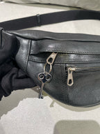 Balenciaga Belt Bag & Fanny Pack 580028-1EU1N-1000