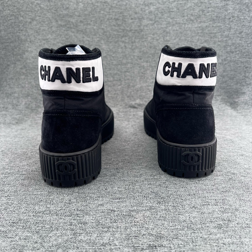 Chanel Canvas