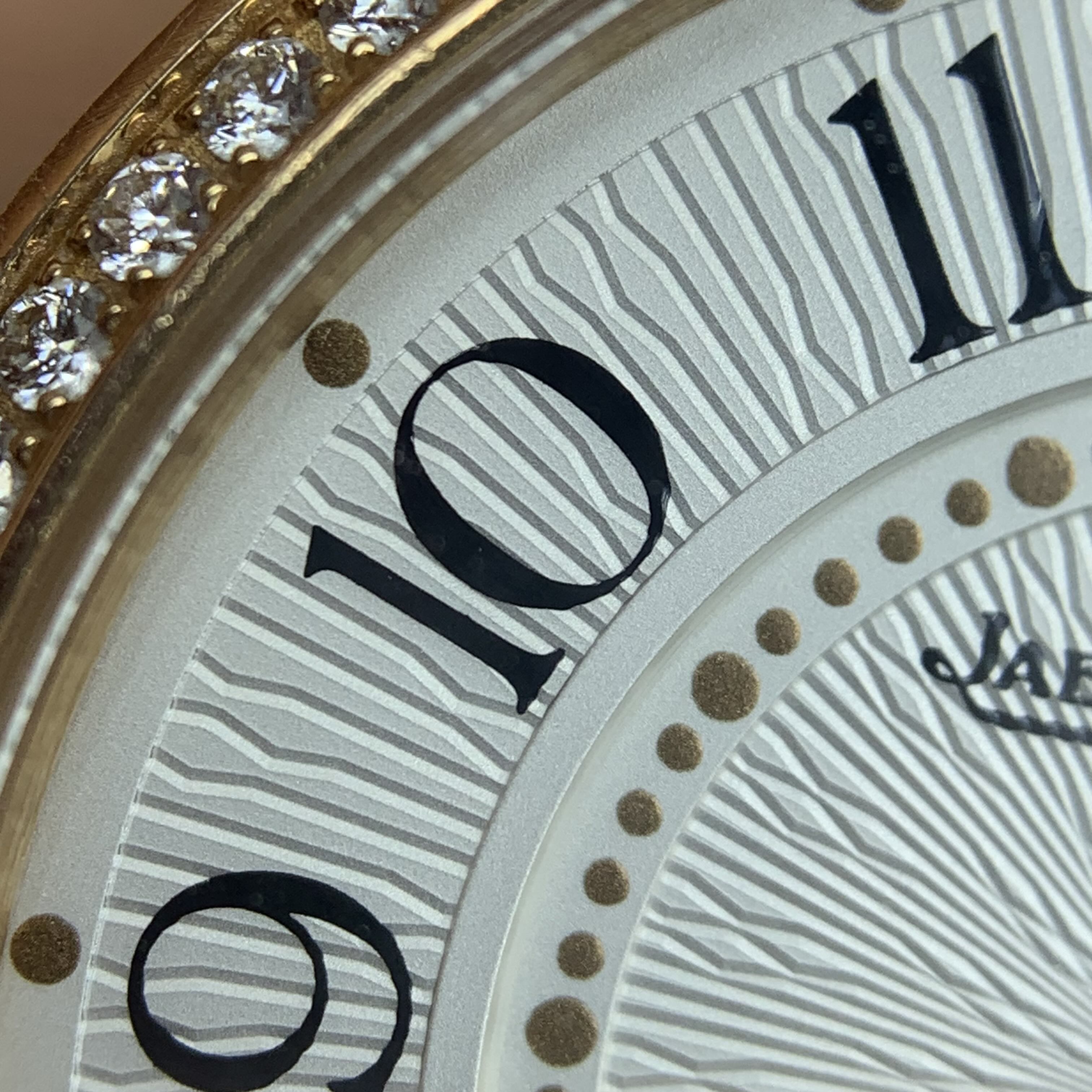 Jaeger LeCoultre RENDEZ-VOUS CLASSIC Date Series Watch 29 millimeters Q3462430