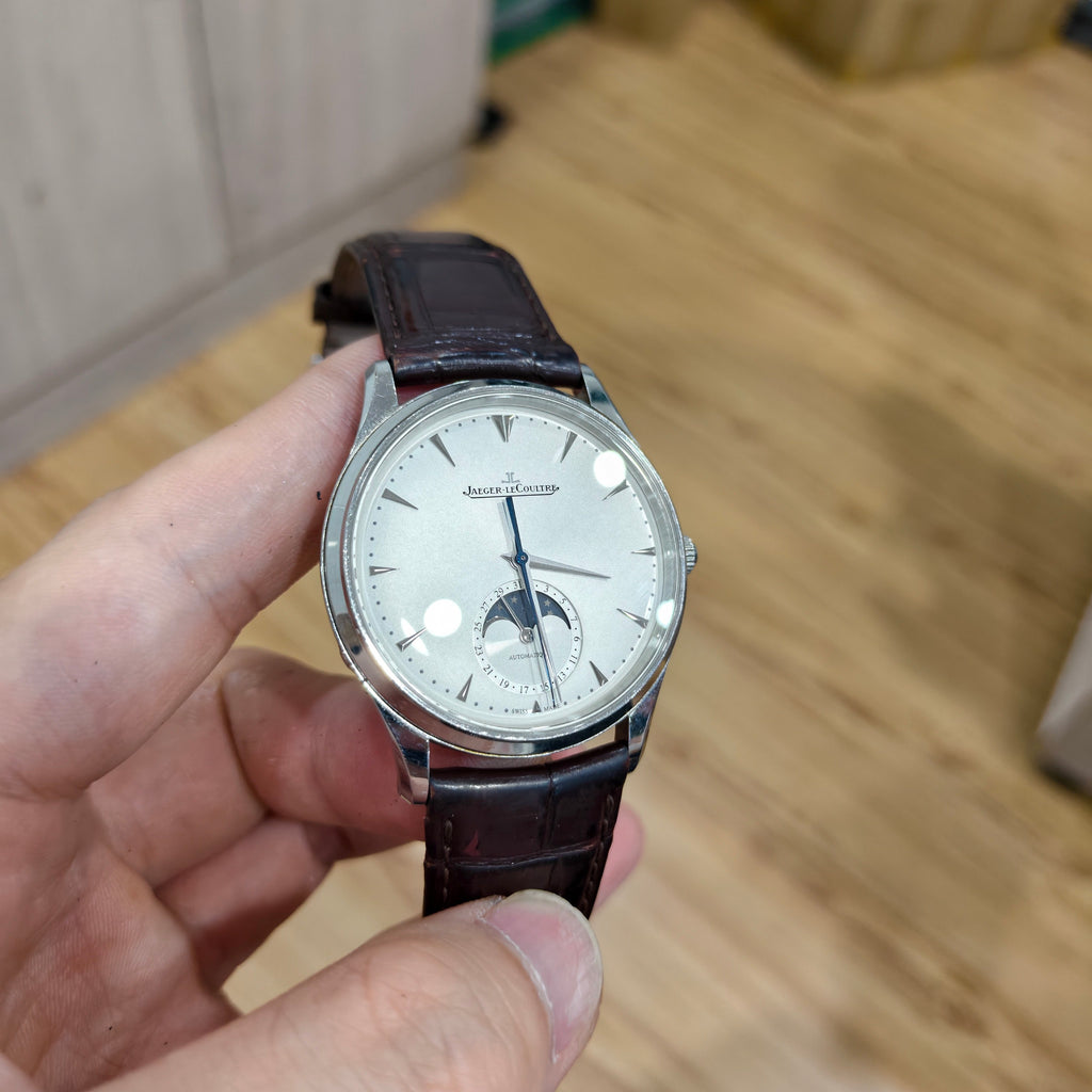Jaeger LeCoultre Master Automatic (self-winding) watch 39MM Q1368420