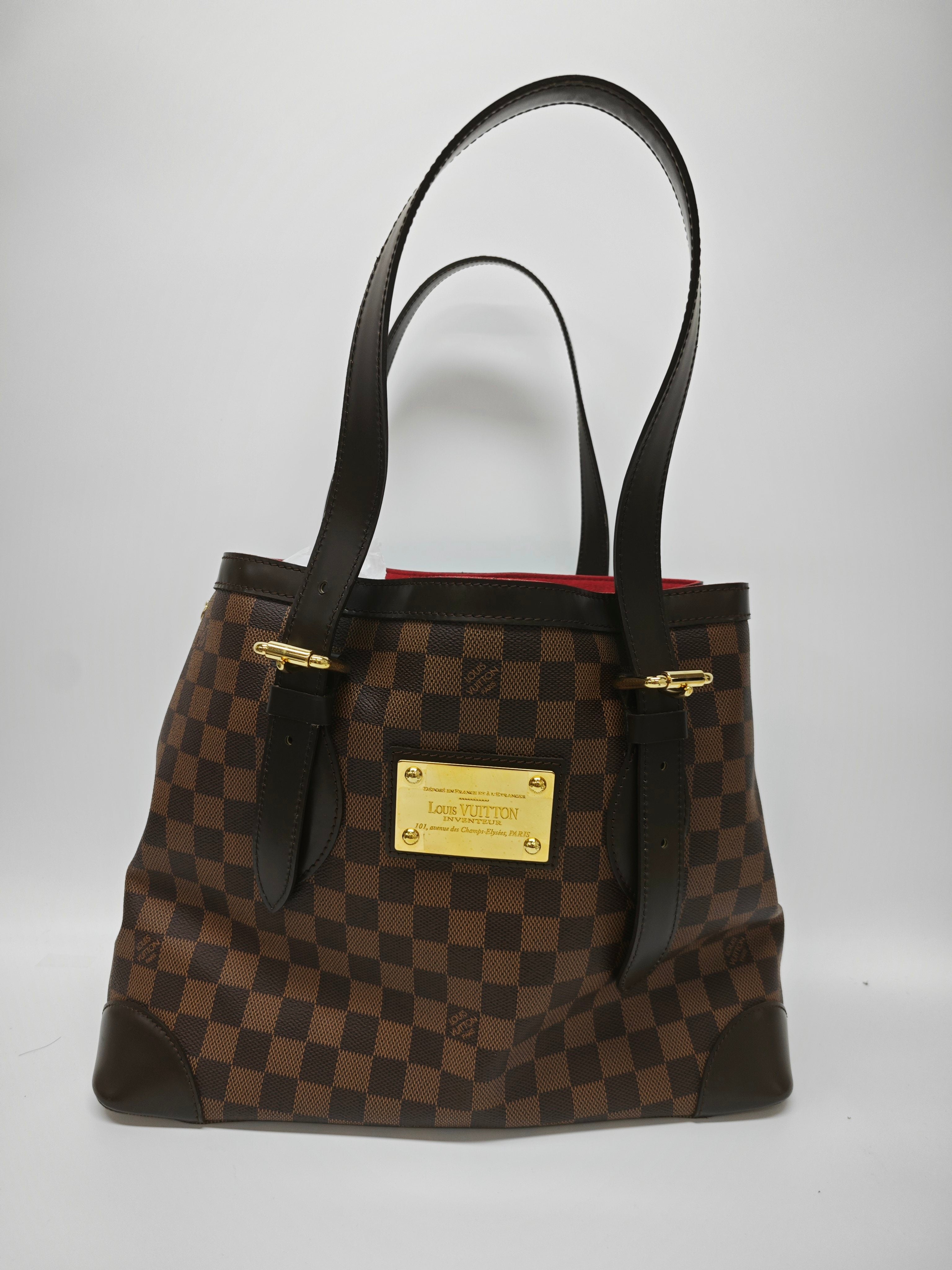 Louis Vuitton Shoulder Bag
