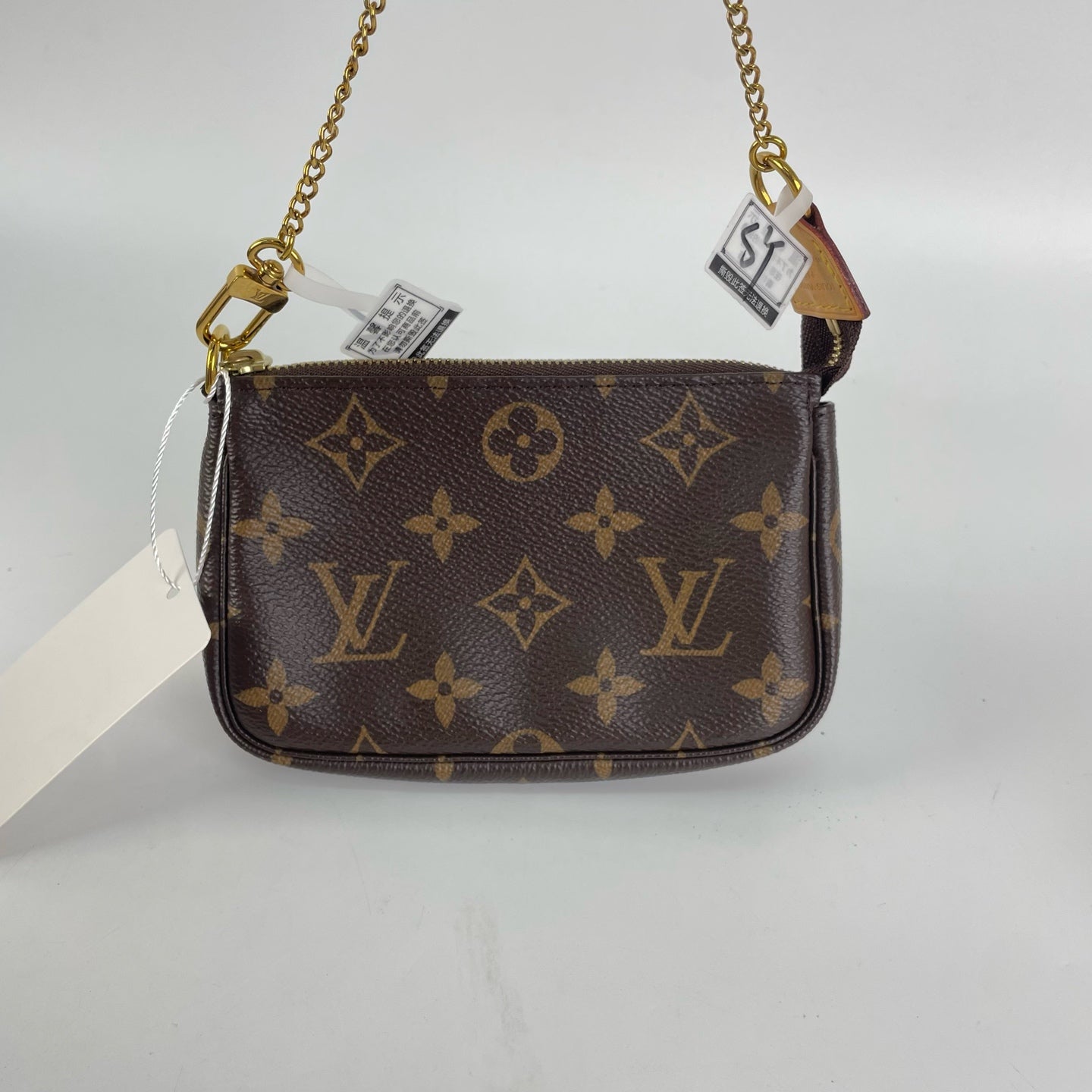 Louis Vuitton Clutch