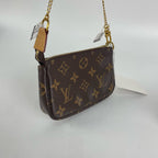 Louis Vuitton Clutch