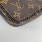 Louis Vuitton Clutch