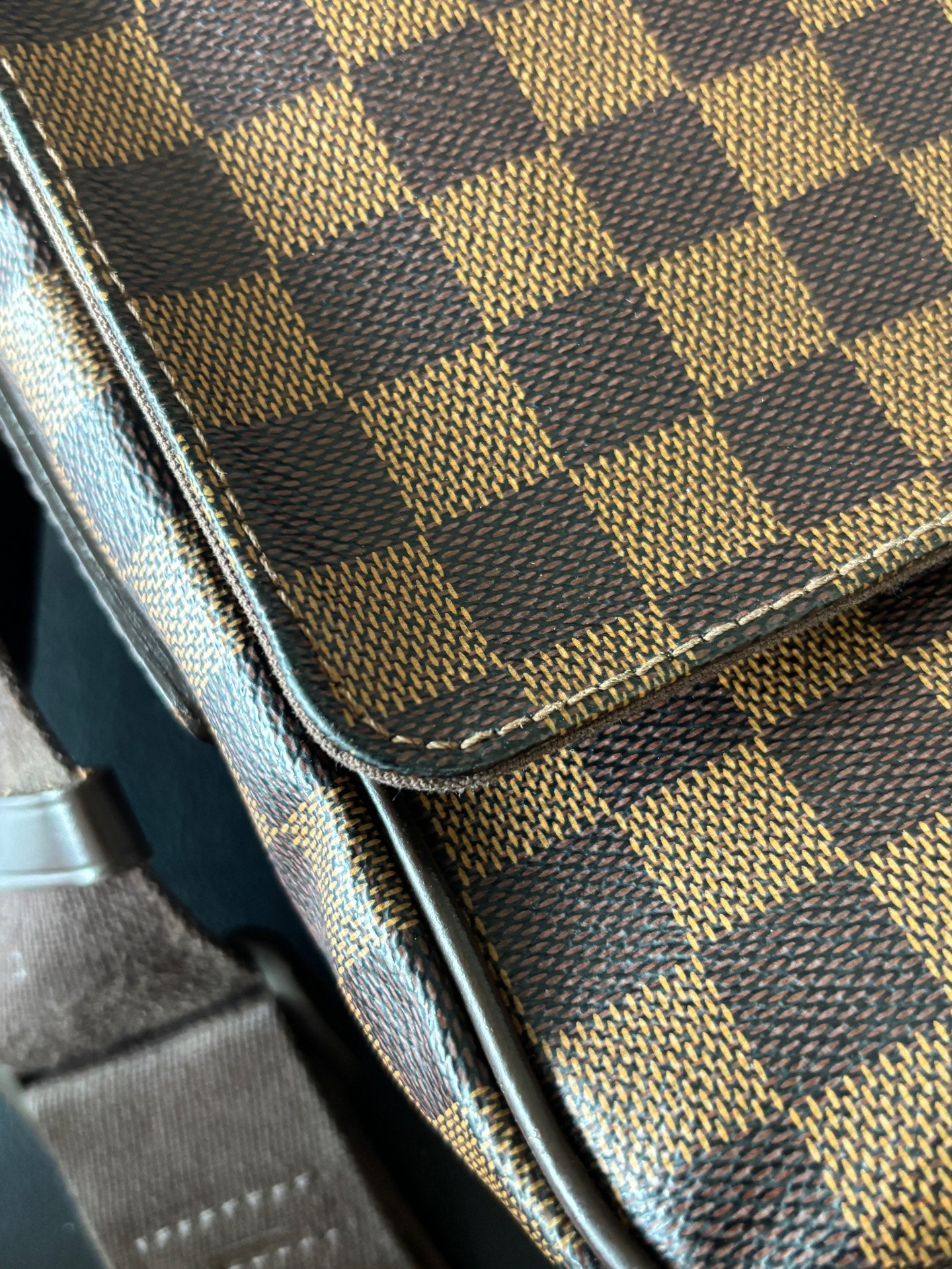 Louis Vuitton Crossbody