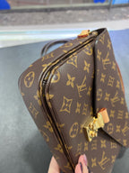 Louis Vuitton Pochette Métis Canvas Messenger Bag M44875