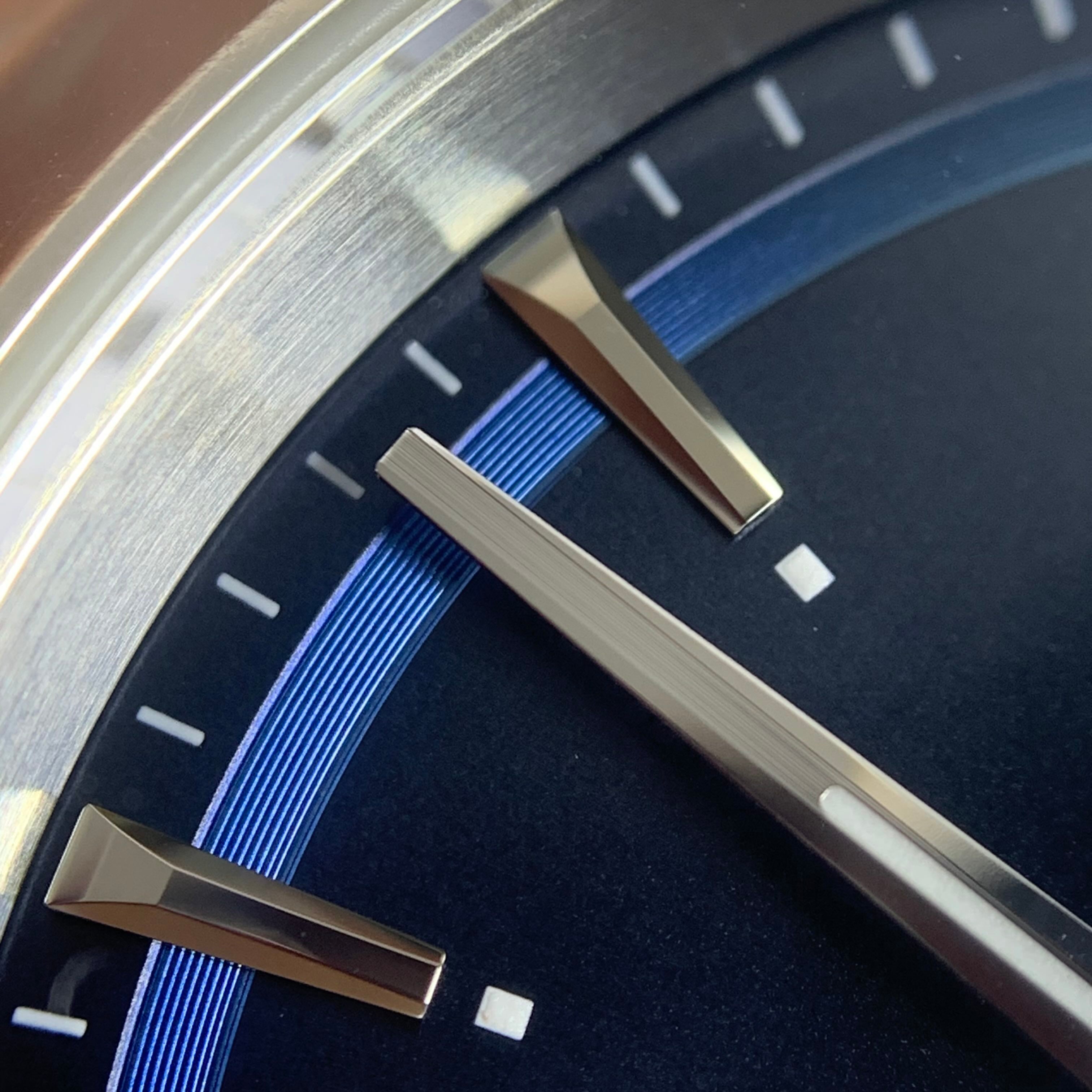 Longines Conquest Series 41.00mm L3.830.4.92.6