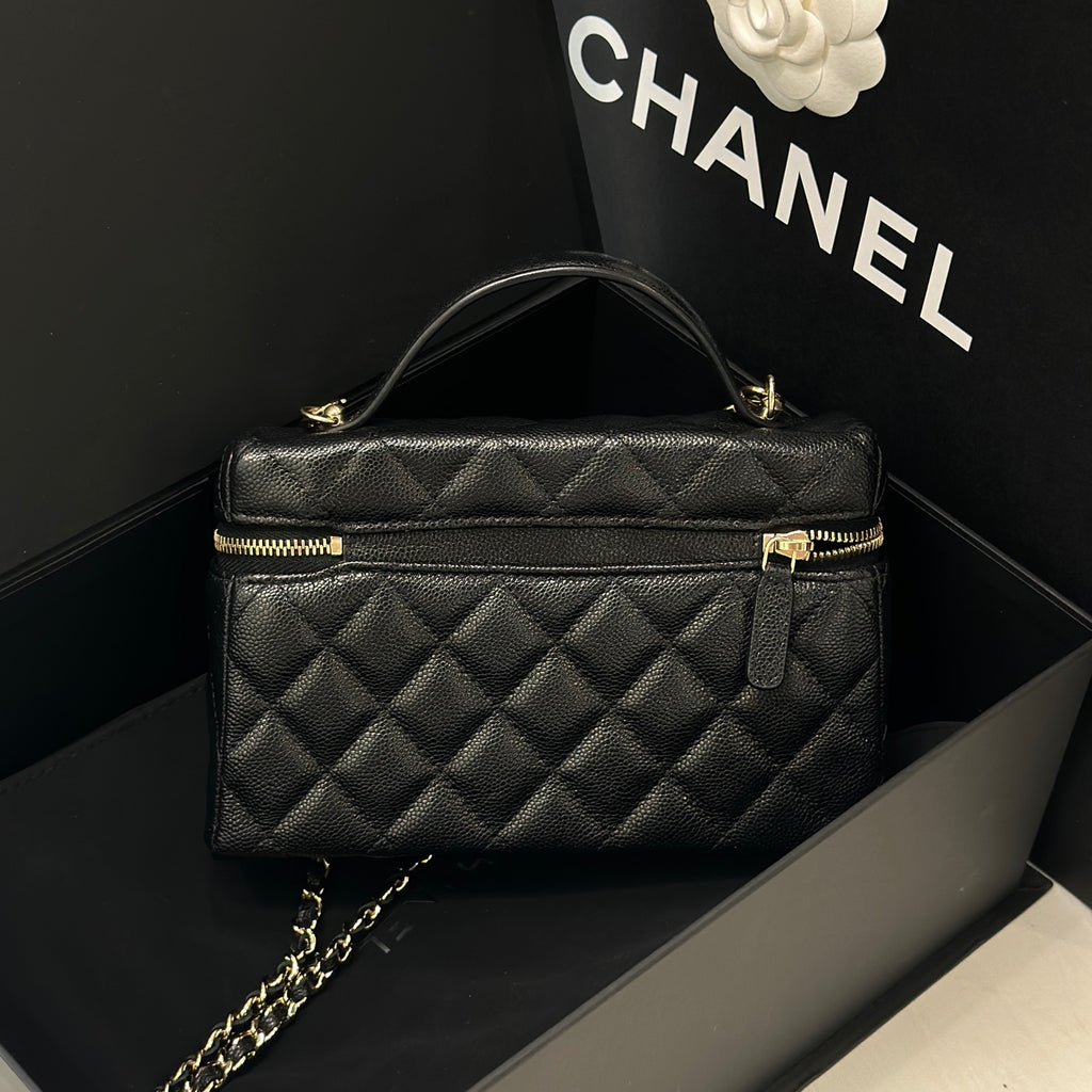 Chanel Shoulder, crossbody, and tote bag 19.5×5×17 AP4385-Y04059-C3906
