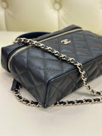 Chanel Shoulder, crossbody, and tote bag 19.5×5×17 AP4385-Y04059-C3906