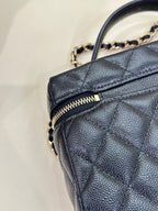 Chanel Shoulder, crossbody, and tote bag 19.5×5×17 AP4385-Y04059-C3906