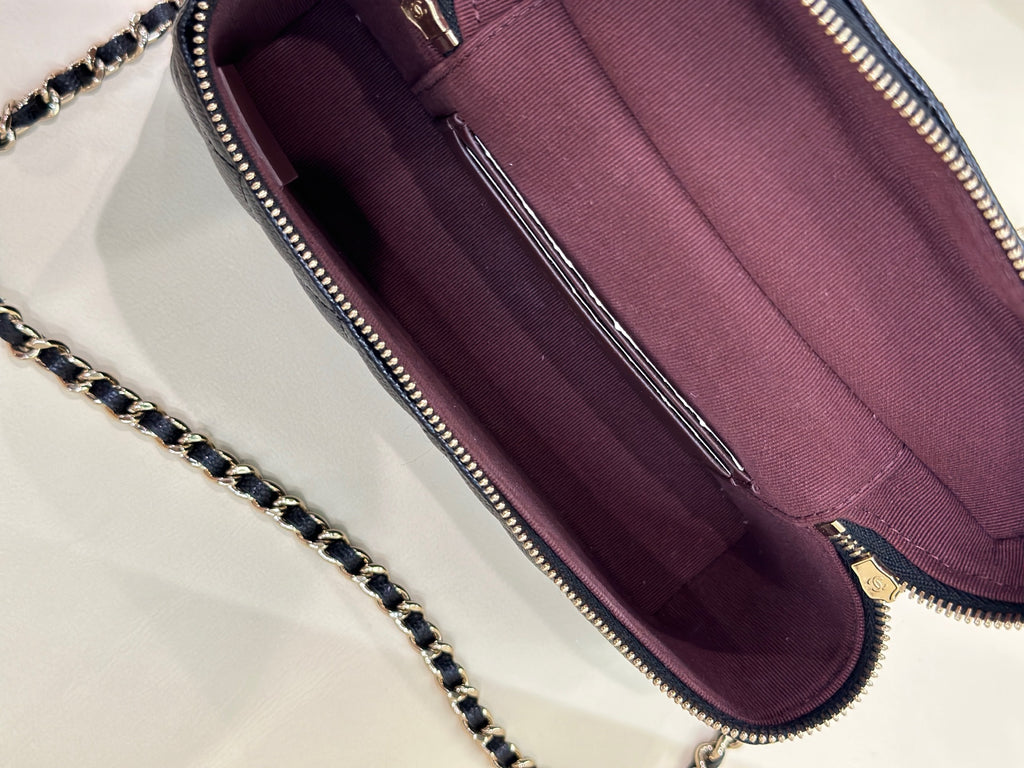 Chanel Shoulder, crossbody, and tote bag 19.5×5×17 AP4385-Y04059-C3906