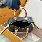 Louis Vuitton Crossbody