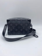 Louis Vuitton Soft Trunk M44735