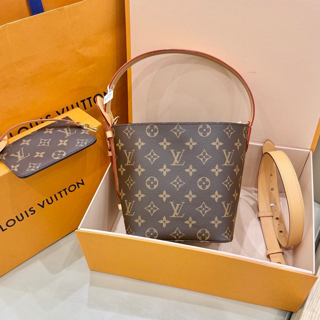 Louis Vuitton Crossbody