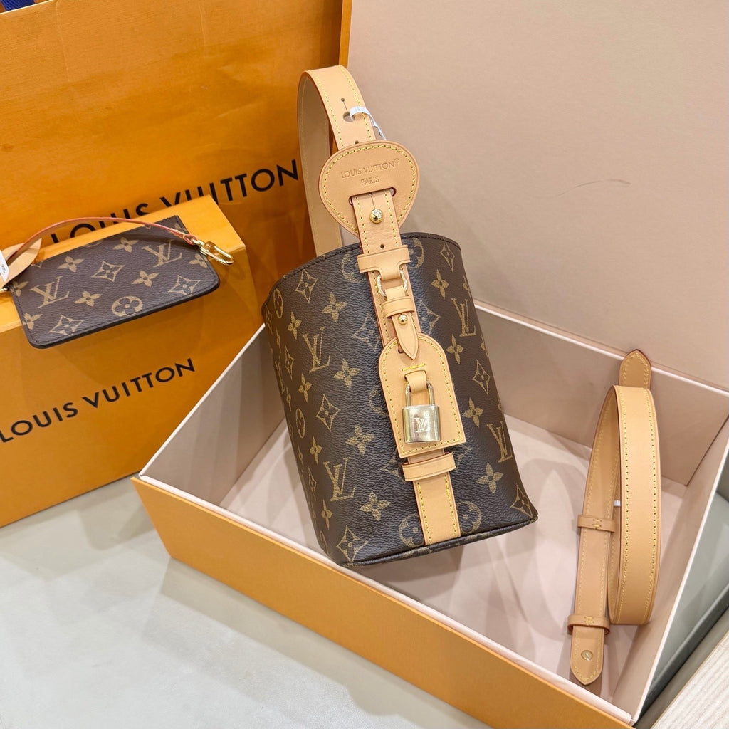 Louis Vuitton Crossbody
