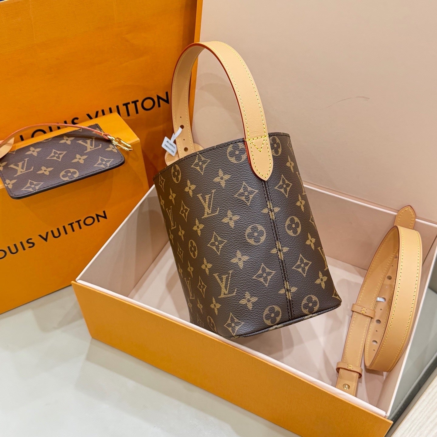 Louis Vuitton Crossbody