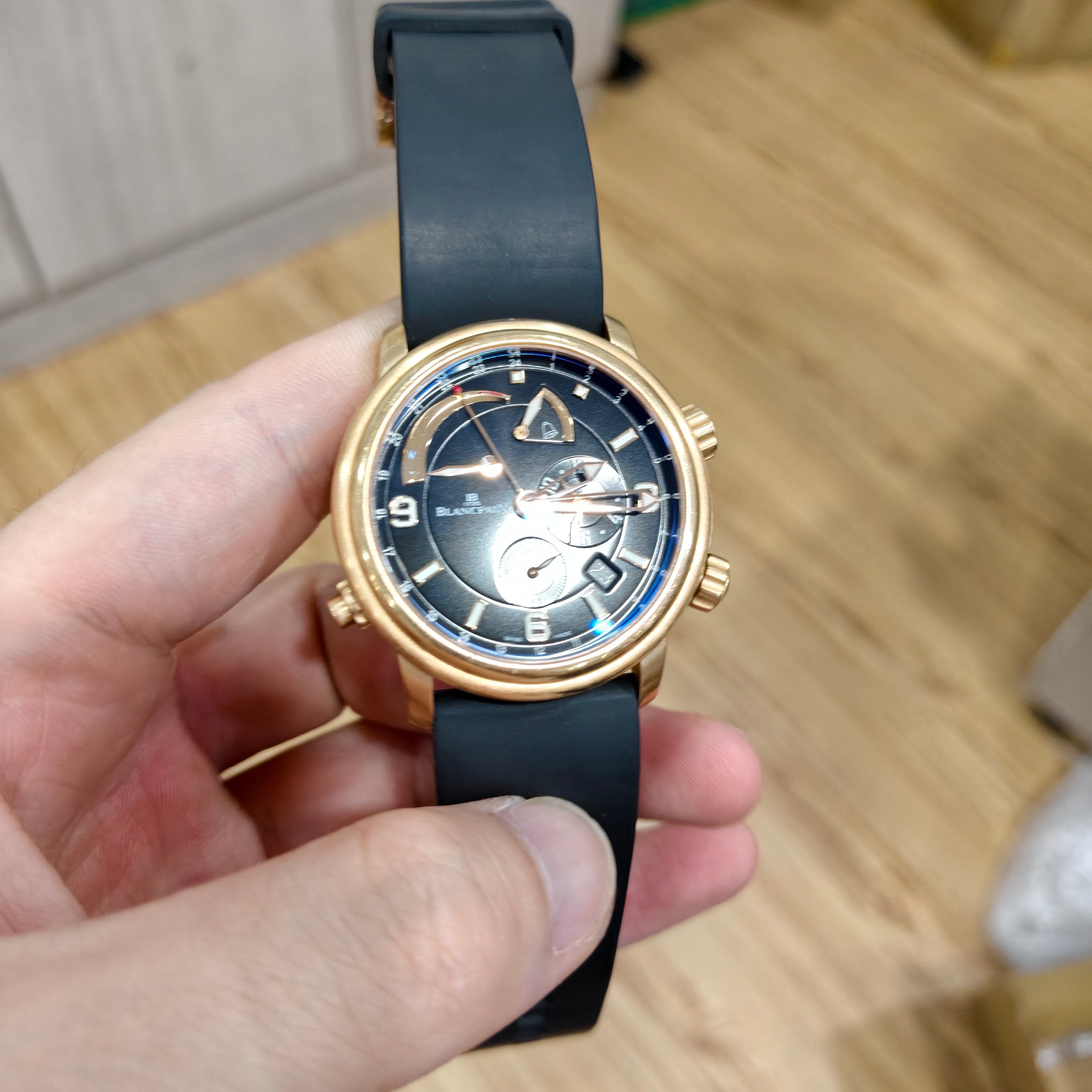 Blancpain Leader Rose gold Automatic (self-winding) watch 40 millimeters 2841-36B30-64B