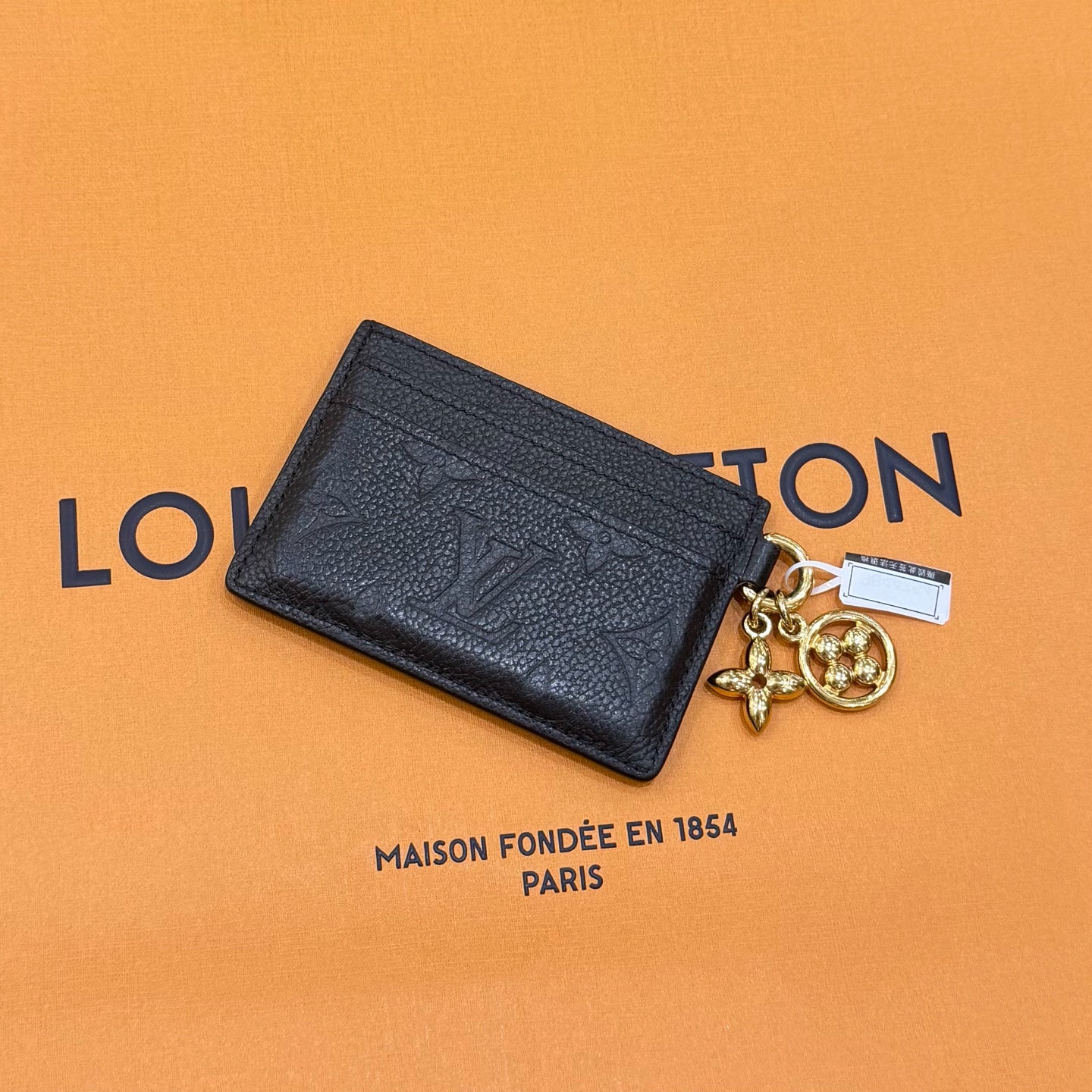 Louis Vuitton Black 10.2 x 7.3 x 0.3